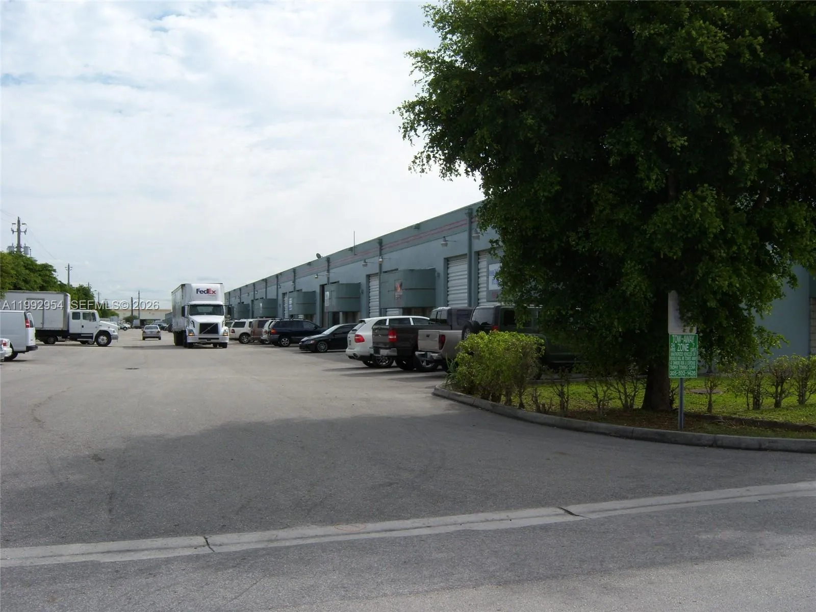 Medley, Florida 33166, ,Commercial Lease,For Rent,A11992954