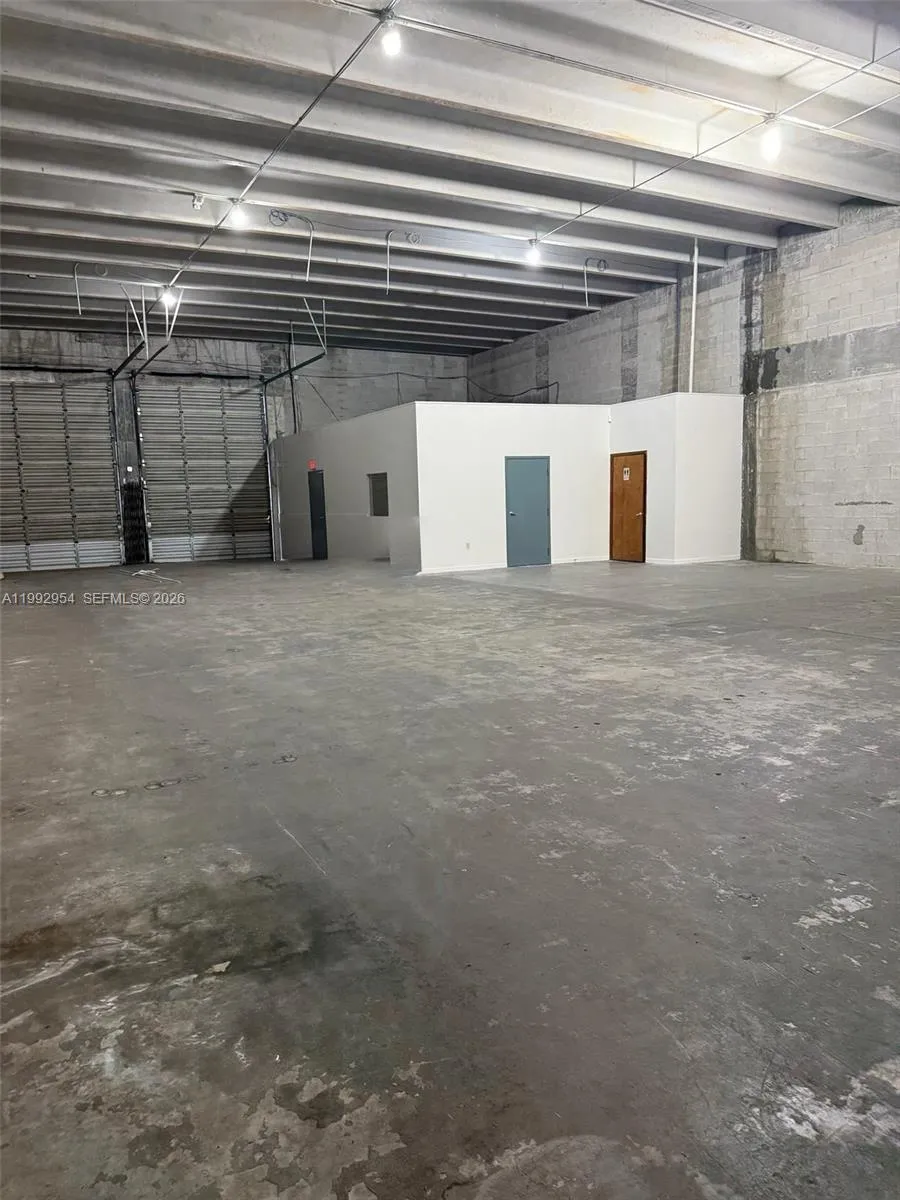 Medley, Florida 33166, ,Commercial Lease,For Rent,A11992954