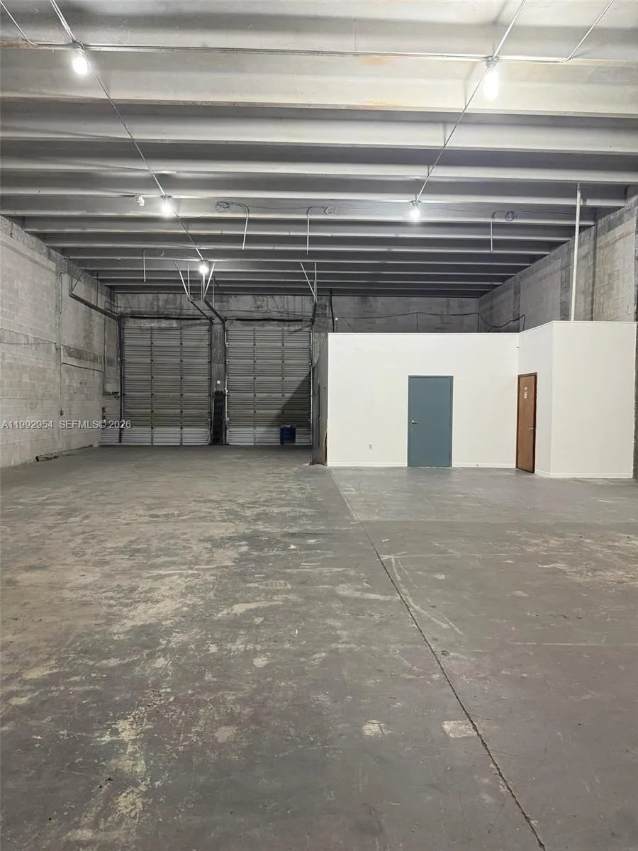 Medley, Florida 33166, ,Commercial Lease,For Rent,A11992954