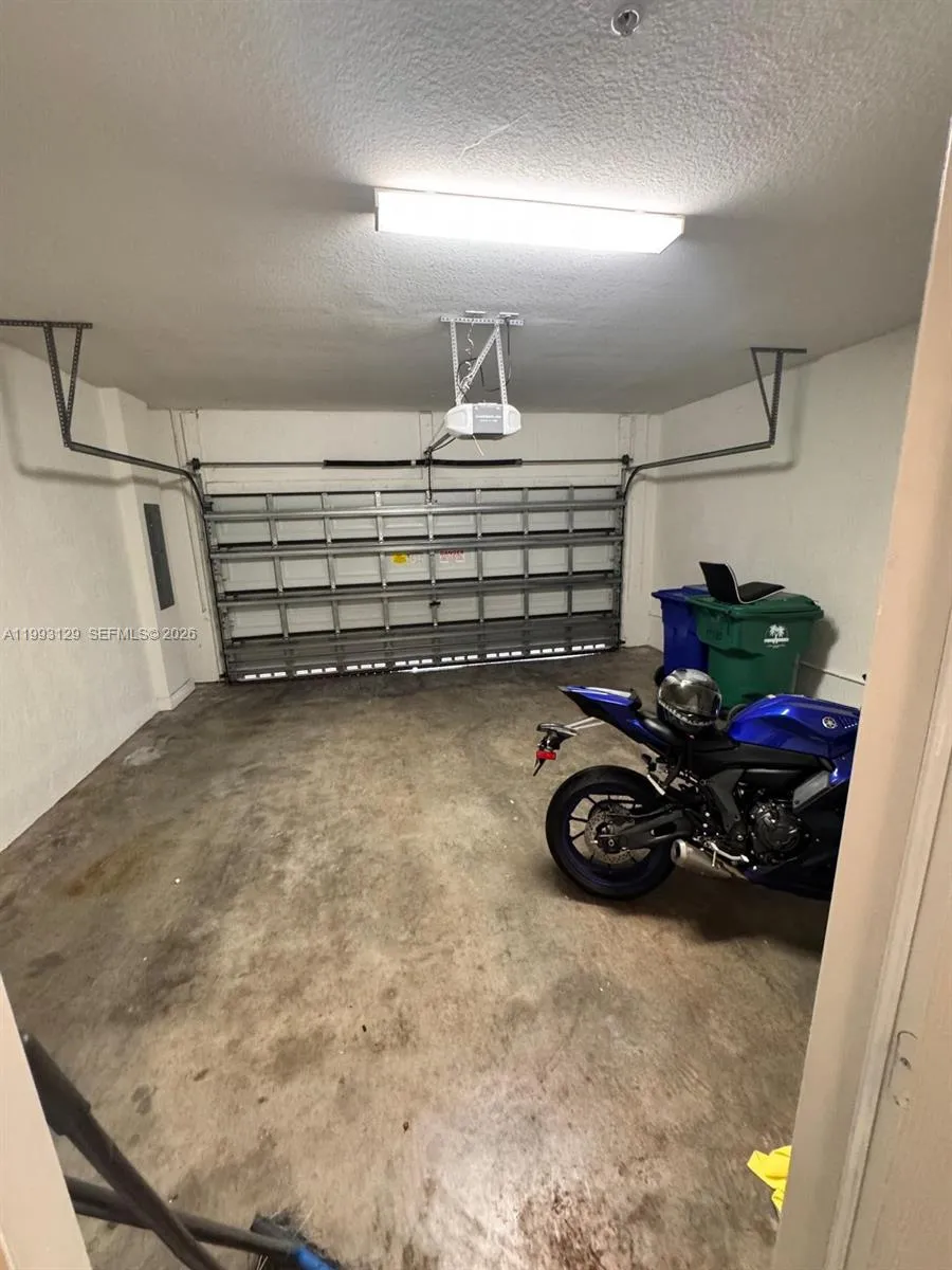 11980 Sw 29th St, Miramar, Florida 33025, Miramar, Florida 33025, 3 Bedrooms Bedrooms, ,3 BathroomsBathrooms,Residential Lease,For Rent,11980 Sw 29th St, Miramar, Florida 33025,A11993129