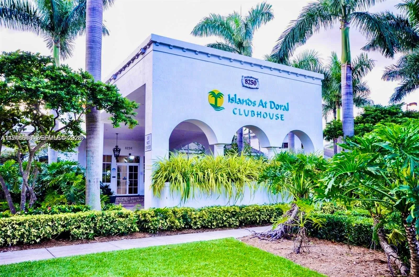 7472 Nw 112th Path, Doral, Florida 33178, Doral, Florida 33178, 4 Bedrooms Bedrooms, ,3 BathroomsBathrooms,Residential,For Sale,7472 Nw 112th Path, Doral, Florida 33178,A11991546