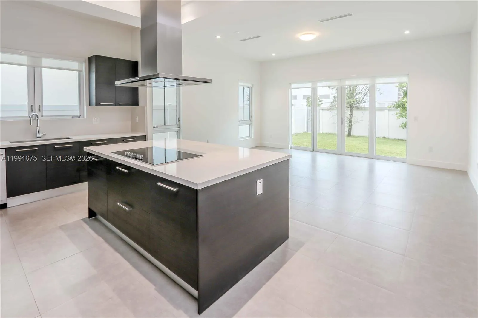 8250 Nw 33rd Ter, Doral, Florida 33122, Doral, Florida 33122, 5 Bedrooms Bedrooms, ,6 BathroomsBathrooms,Residential Lease,For Rent,8250 Nw 33rd Ter, Doral, Florida 33122,A11991675