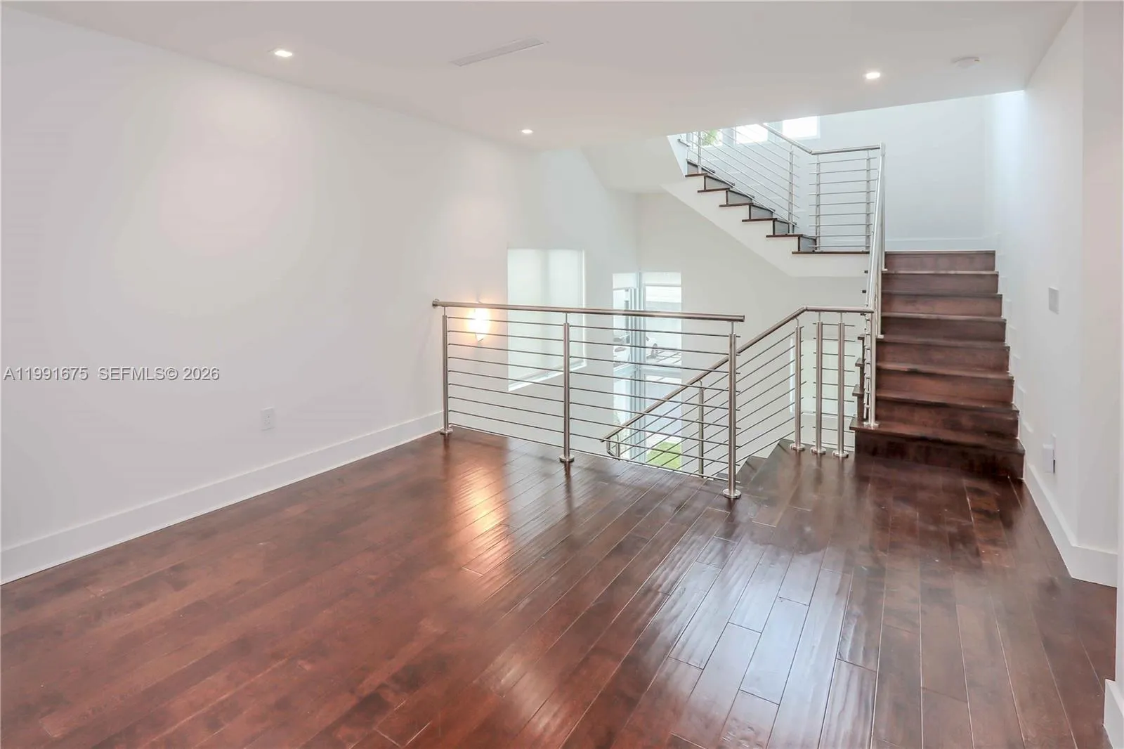 8250 Nw 33rd Ter, Doral, Florida 33122, Doral, Florida 33122, 5 Bedrooms Bedrooms, ,6 BathroomsBathrooms,Residential Lease,For Rent,8250 Nw 33rd Ter, Doral, Florida 33122,A11991675