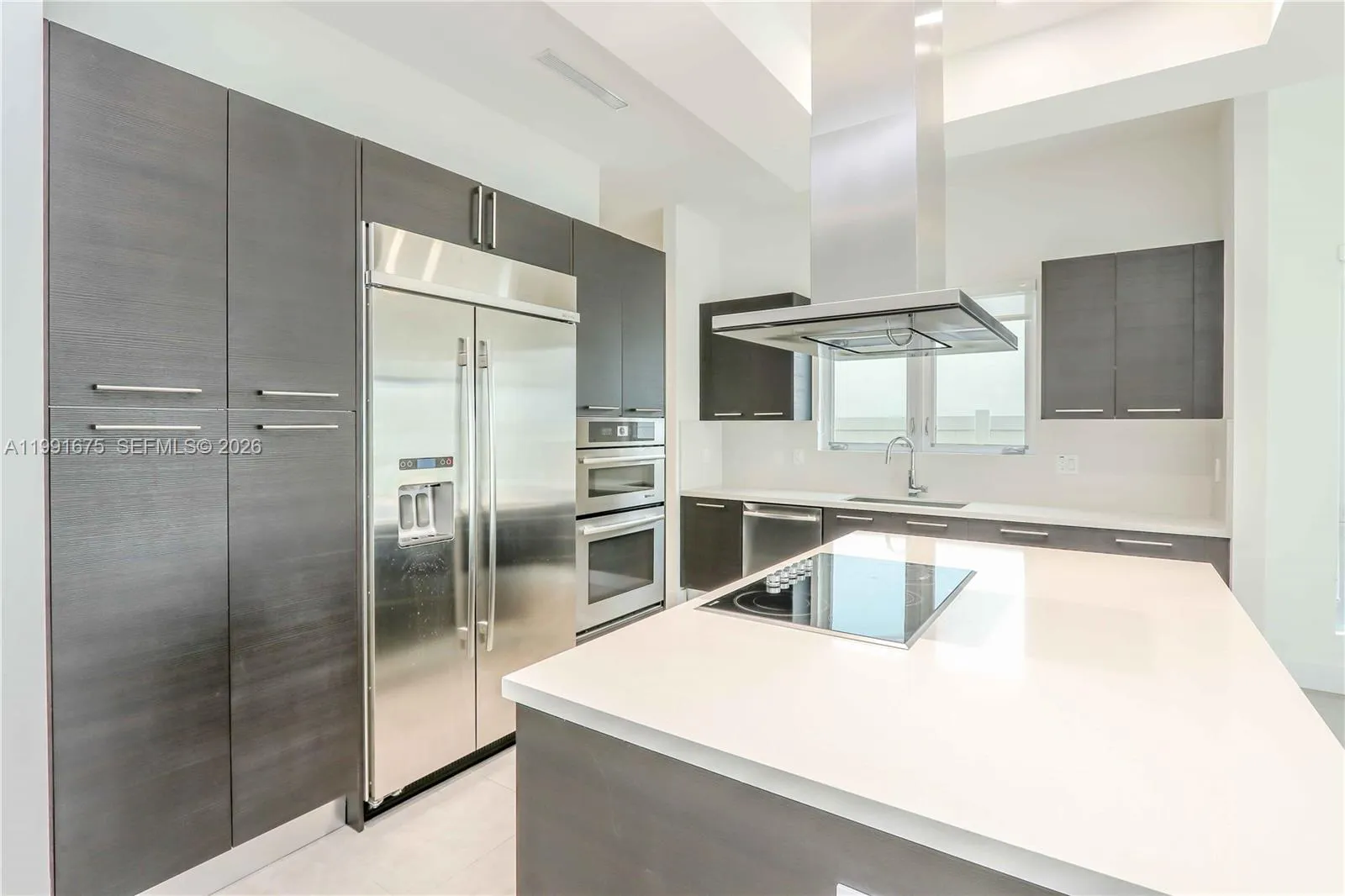 8250 Nw 33rd Ter, Doral, Florida 33122, Doral, Florida 33122, 5 Bedrooms Bedrooms, ,6 BathroomsBathrooms,Residential Lease,For Rent,8250 Nw 33rd Ter, Doral, Florida 33122,A11991675