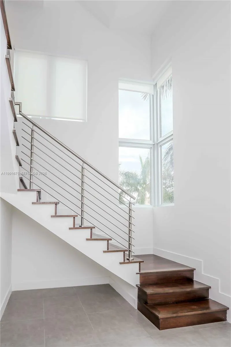 8250 Nw 33rd Ter, Doral, Florida 33122, Doral, Florida 33122, 5 Bedrooms Bedrooms, ,6 BathroomsBathrooms,Residential Lease,For Rent,8250 Nw 33rd Ter, Doral, Florida 33122,A11991675