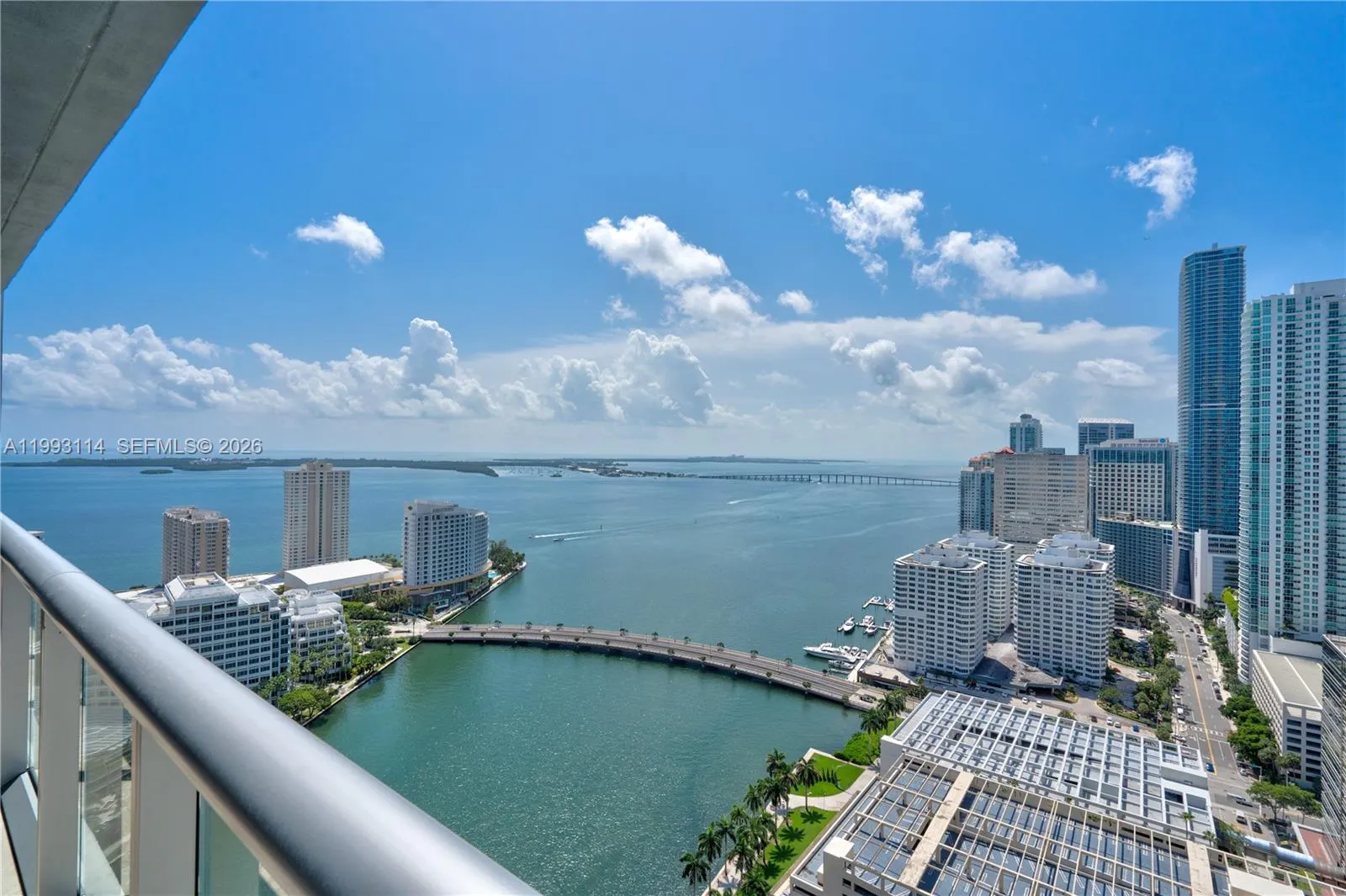 495 Brickell Ave 3505, Miami, Florida 33131, Miami, Florida 33131, 2 Bedrooms Bedrooms, ,2 BathroomsBathrooms,Residential Lease,For Rent,495 Brickell Ave 3505, Miami, Florida 33131,A11993114