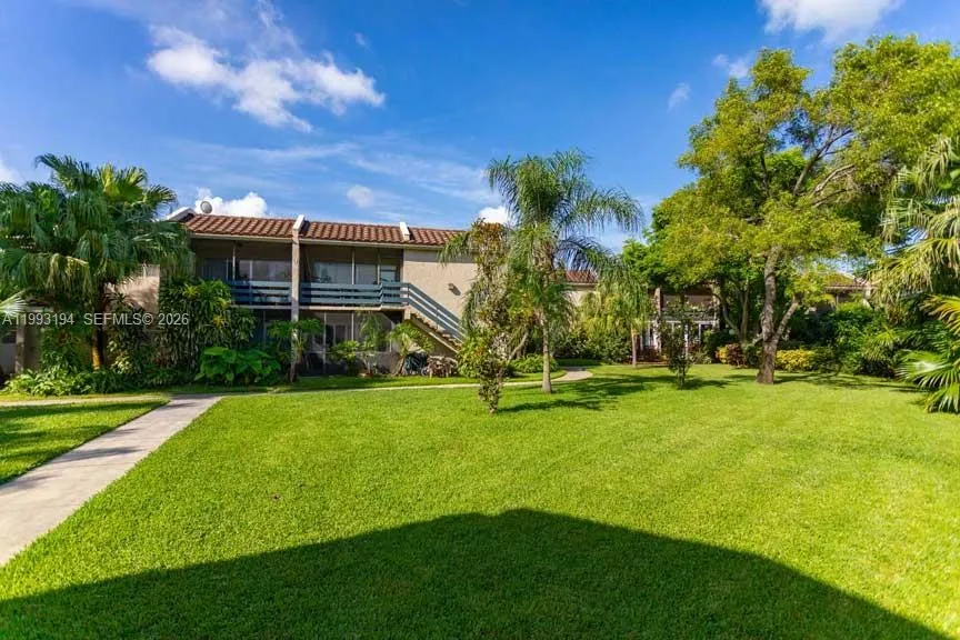 5252 Ne 6th Ave A31, Oakland Park, Florida 33334, Oakland Park, Florida 33334, 3 Bedrooms Bedrooms, ,2 BathroomsBathrooms,Residential,For Sale,5252 Ne 6th Ave A31, Oakland Park, Florida 33334,A11993194