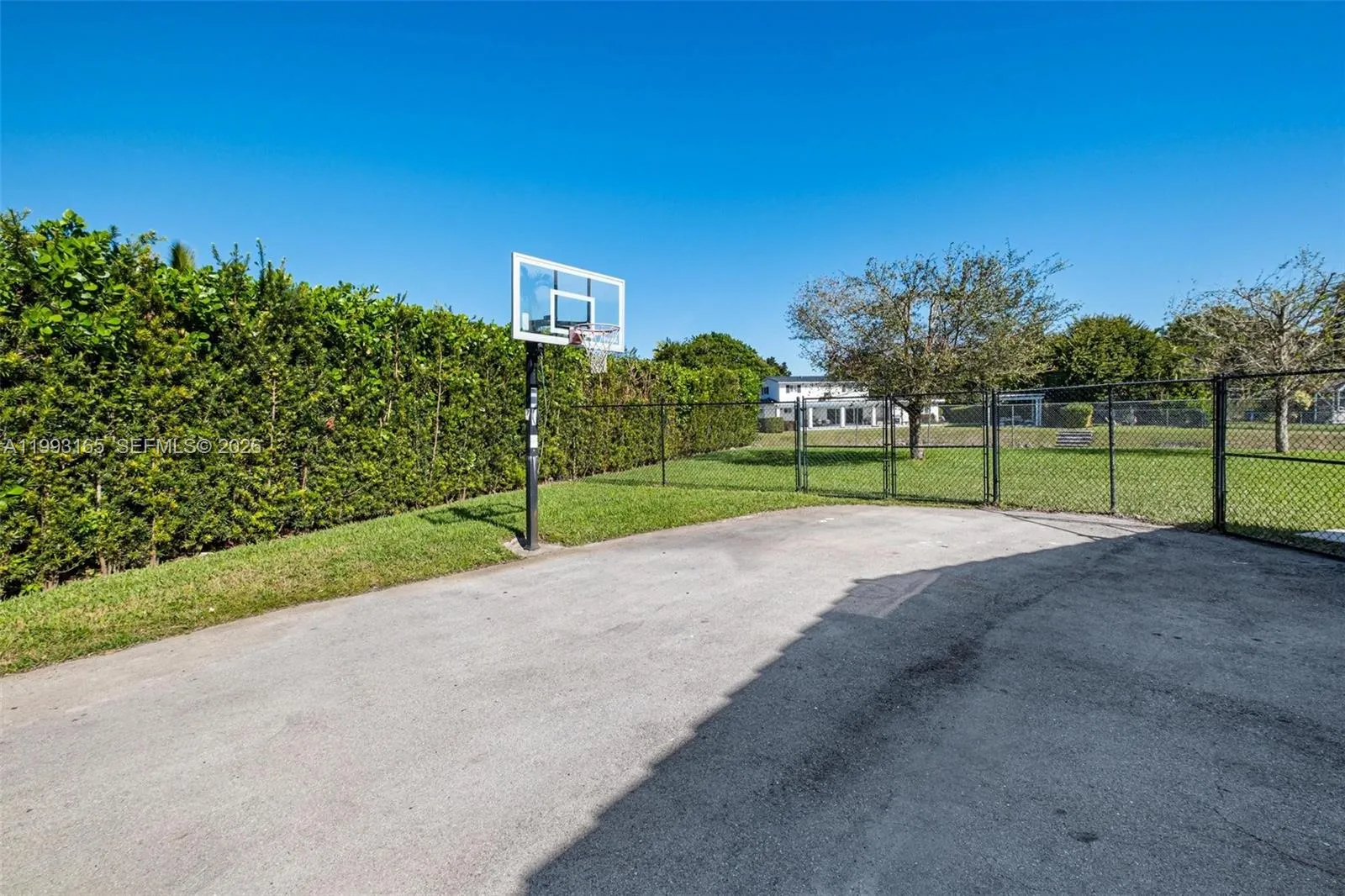 11401 Sw 72nd Pl, Pinecrest, Florida 33156, Pinecrest, Florida 33156, 4 Bedrooms Bedrooms, ,3 BathroomsBathrooms,Residential,For Sale,11401 Sw 72nd Pl, Pinecrest, Florida 33156,A11993165