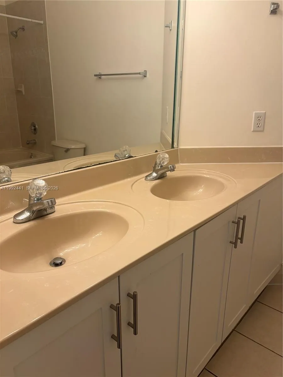 12398 Sw 125th Ter, Miami, Florida 33186, Miami, Florida 33186, 4 Bedrooms Bedrooms, ,2 BathroomsBathrooms,Residential Lease,For Rent,12398 Sw 125th Ter, Miami, Florida 33186,A11992441