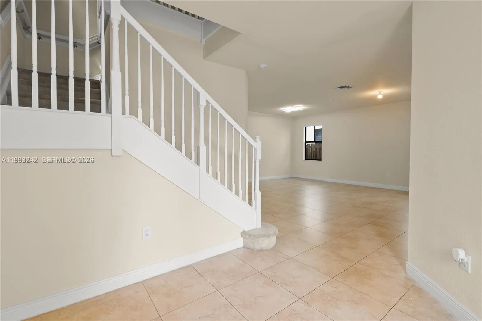 10021 Nw 87th Ter, Doral, Florida 33178, Doral, Florida 33178, 3 Bedrooms Bedrooms, ,2 BathroomsBathrooms,Residential Lease,For Rent,10021 Nw 87th Ter, Doral, Florida 33178,A11993242
