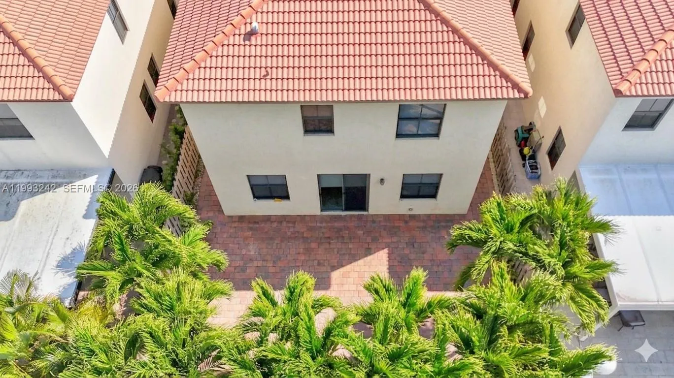 10021 Nw 87th Ter, Doral, Florida 33178, Doral, Florida 33178, 3 Bedrooms Bedrooms, ,2 BathroomsBathrooms,Residential Lease,For Rent,10021 Nw 87th Ter, Doral, Florida 33178,A11993242