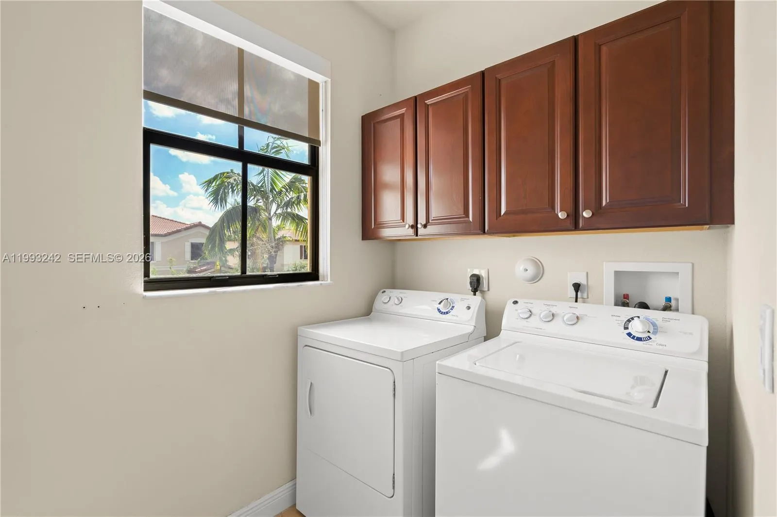 10021 Nw 87th Ter, Doral, Florida 33178, Doral, Florida 33178, 3 Bedrooms Bedrooms, ,2 BathroomsBathrooms,Residential Lease,For Rent,10021 Nw 87th Ter, Doral, Florida 33178,A11993242