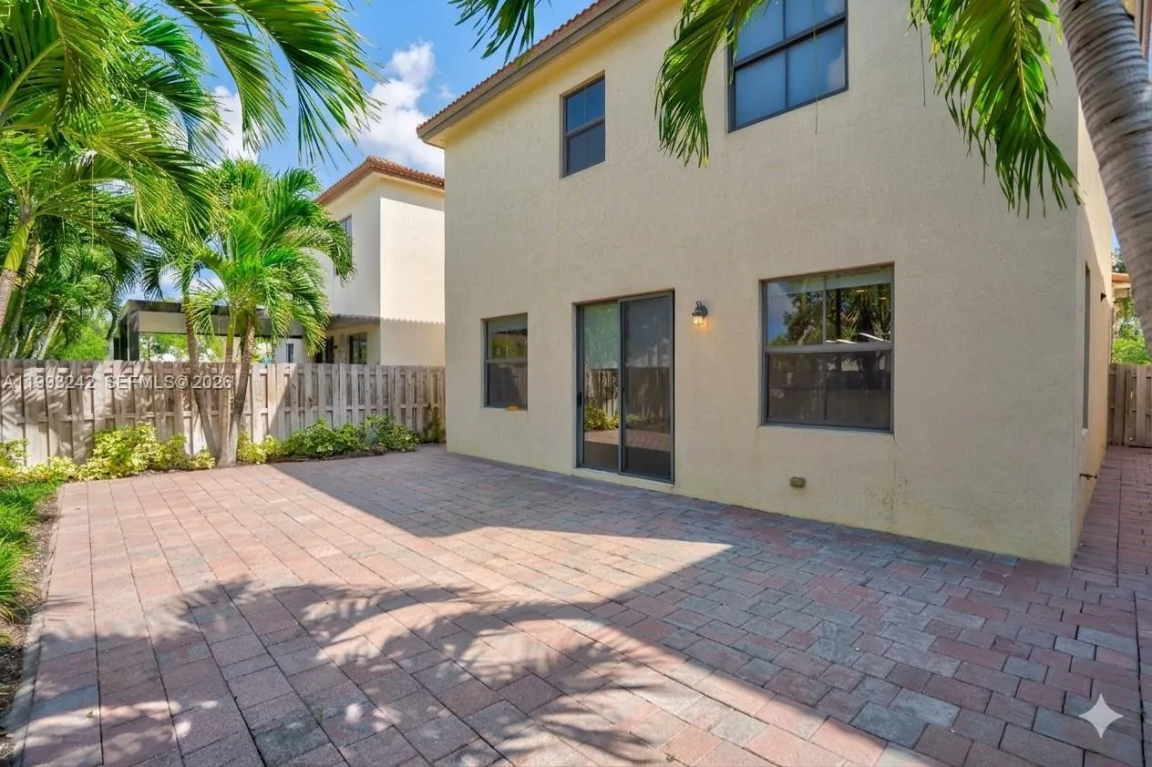 10021 Nw 87th Ter, Doral, Florida 33178, Doral, Florida 33178, 3 Bedrooms Bedrooms, ,2 BathroomsBathrooms,Residential Lease,For Rent,10021 Nw 87th Ter, Doral, Florida 33178,A11993242