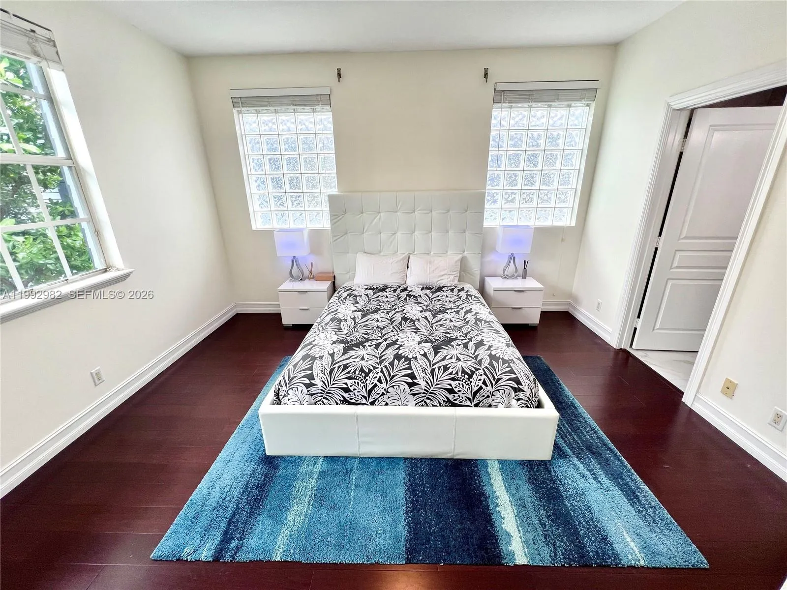 450 Ne 2nd Ave 5, Fort Lauderdale, Florida 33301, Fort Lauderdale, Florida 33301, 2 Bedrooms Bedrooms, ,2 BathroomsBathrooms,Residential Lease,For Rent,450 Ne 2nd Ave 5, Fort Lauderdale, Florida 33301,A11992982