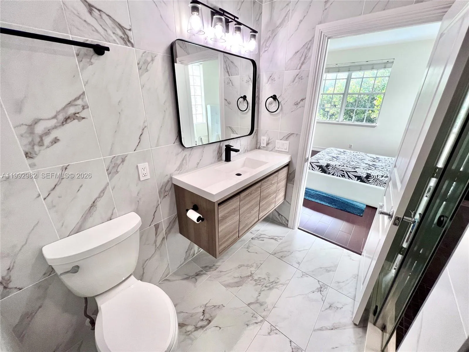450 Ne 2nd Ave 5, Fort Lauderdale, Florida 33301, Fort Lauderdale, Florida 33301, 2 Bedrooms Bedrooms, ,2 BathroomsBathrooms,Residential Lease,For Rent,450 Ne 2nd Ave 5, Fort Lauderdale, Florida 33301,A11992982