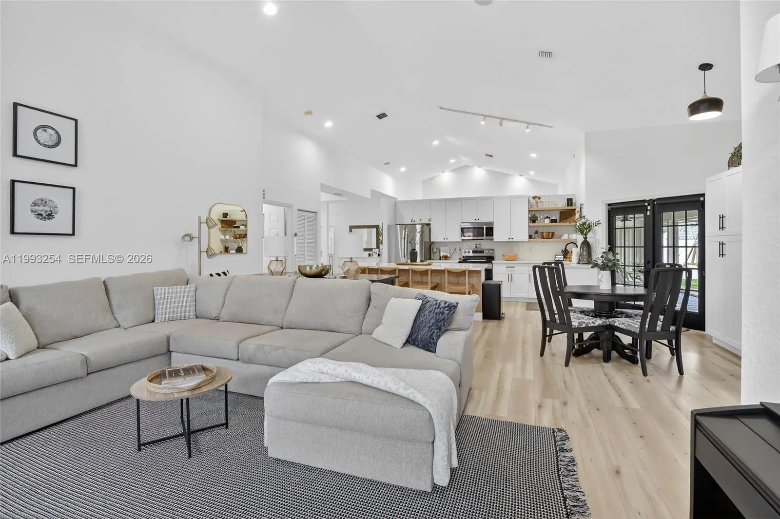 10910 Nw 18th Ct, Plantation, Florida 33322, Plantation, Florida 33322, 4 Bedrooms Bedrooms, ,2 BathroomsBathrooms,Residential,For Sale,10910 Nw 18th Ct, Plantation, Florida 33322,A11993254