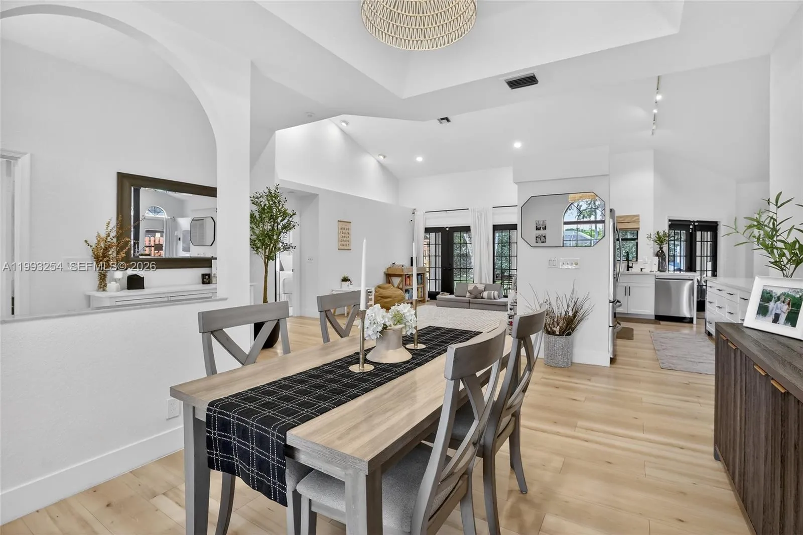 10910 Nw 18th Ct, Plantation, Florida 33322, Plantation, Florida 33322, 4 Bedrooms Bedrooms, ,2 BathroomsBathrooms,Residential,For Sale,10910 Nw 18th Ct, Plantation, Florida 33322,A11993254