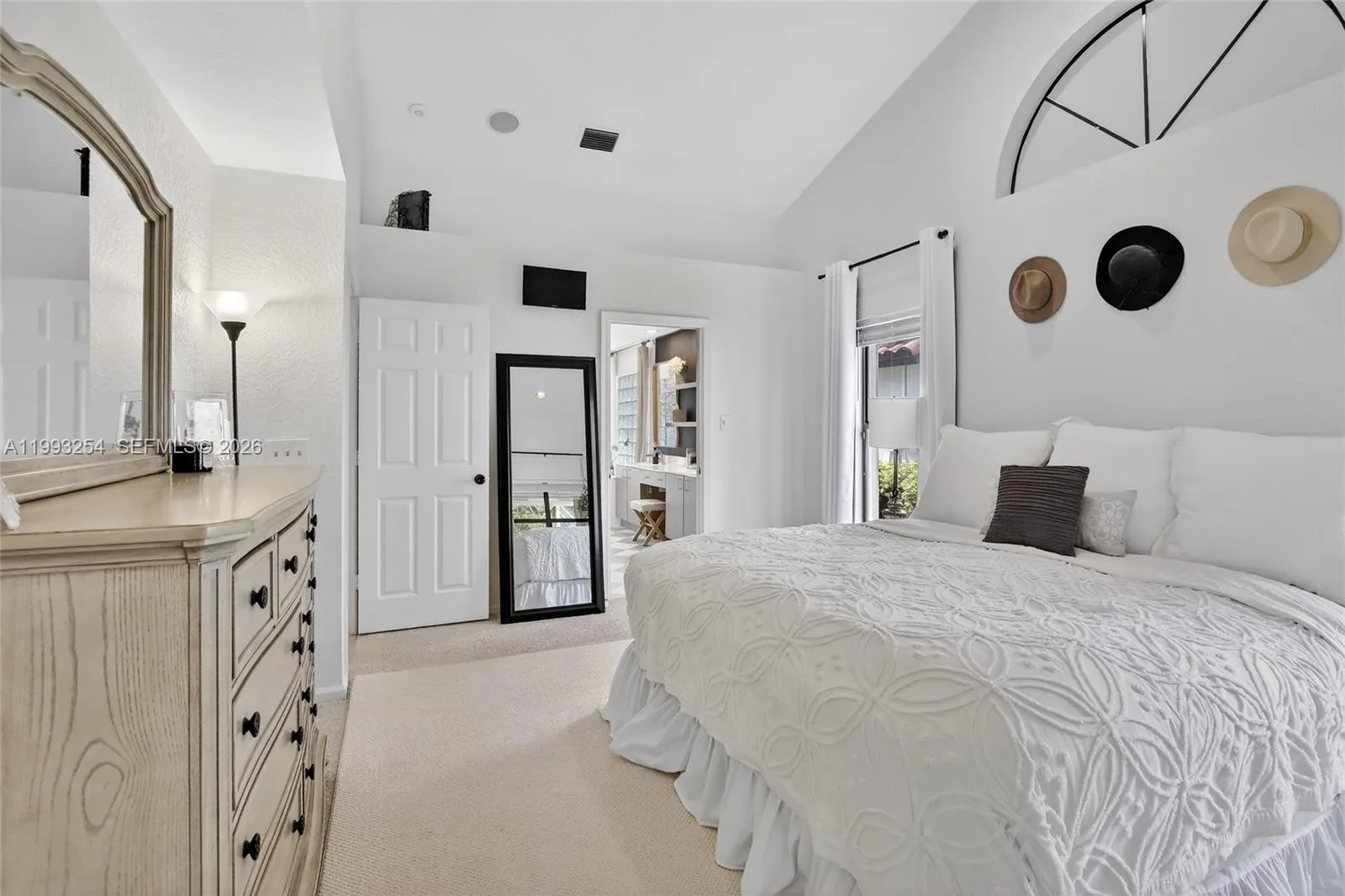 10910 Nw 18th Ct, Plantation, Florida 33322, Plantation, Florida 33322, 4 Bedrooms Bedrooms, ,2 BathroomsBathrooms,Residential,For Sale,10910 Nw 18th Ct, Plantation, Florida 33322,A11993254