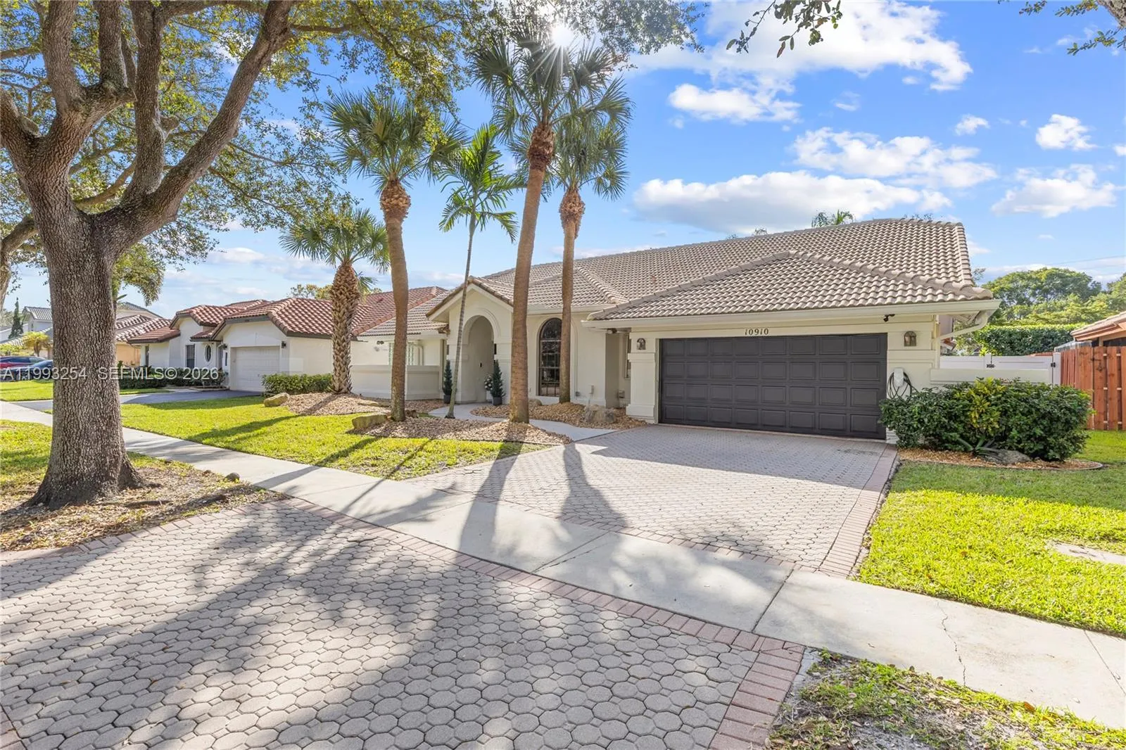 10910 Nw 18th Ct, Plantation, Florida 33322, Plantation, Florida 33322, 4 Bedrooms Bedrooms, ,2 BathroomsBathrooms,Residential,For Sale,10910 Nw 18th Ct, Plantation, Florida 33322,A11993254