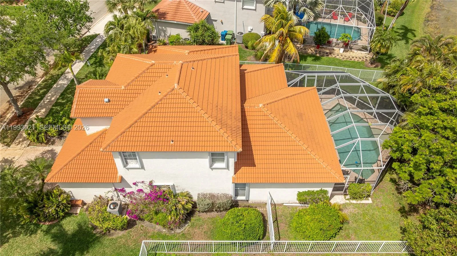 4128 Amber Ln, Weston, Florida 33331, Weston, Florida 33331, 4 Bedrooms Bedrooms, ,2 BathroomsBathrooms,Residential,For Sale,4128 Amber Ln, Weston, Florida 33331,A11993021