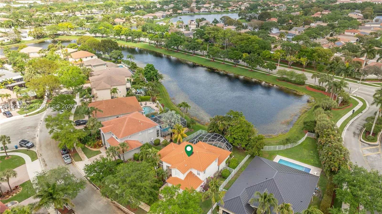 4128 Amber Ln, Weston, Florida 33331, Weston, Florida 33331, 4 Bedrooms Bedrooms, ,2 BathroomsBathrooms,Residential,For Sale,4128 Amber Ln, Weston, Florida 33331,A11993021