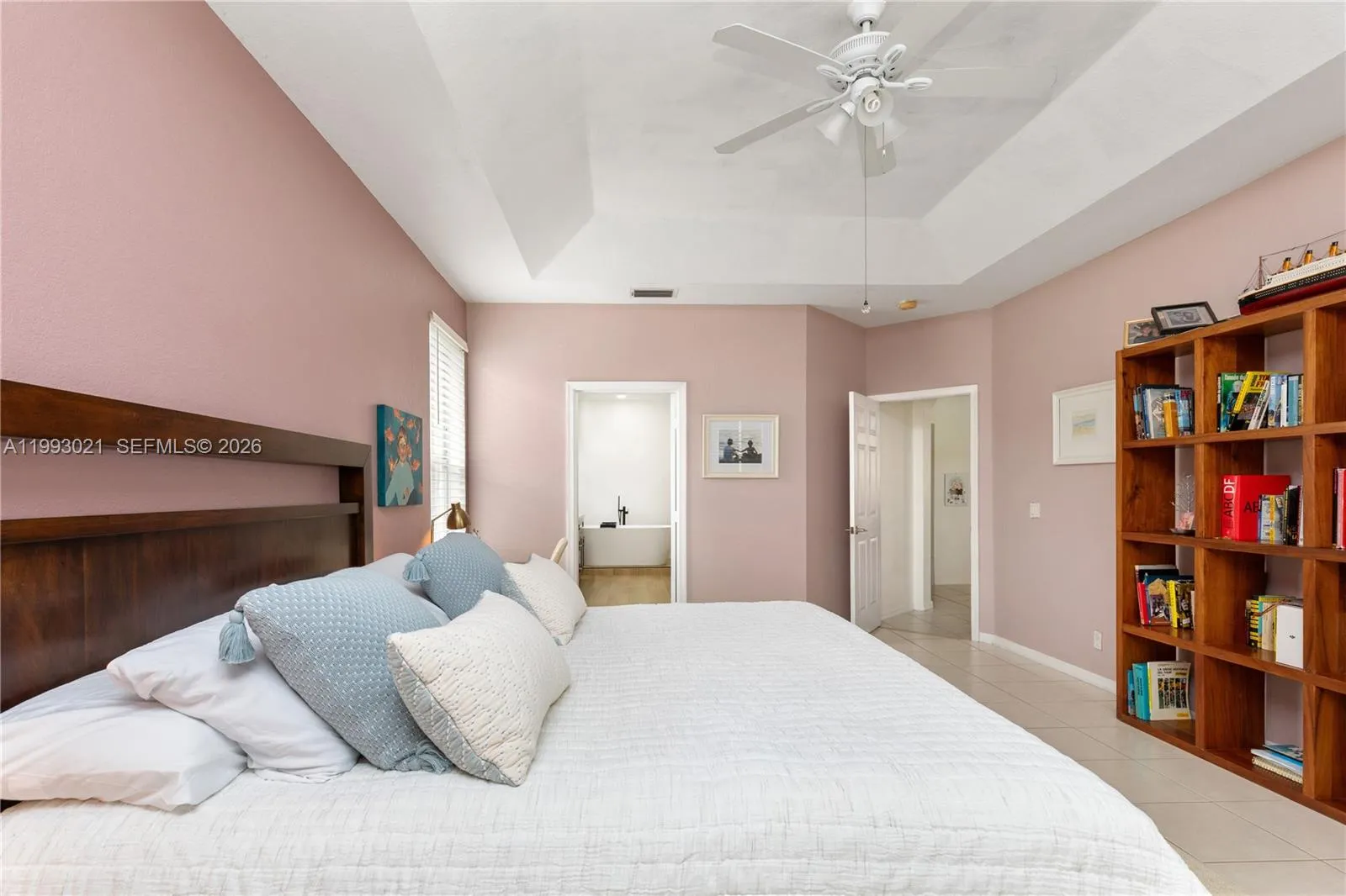 4128 Amber Ln, Weston, Florida 33331, Weston, Florida 33331, 4 Bedrooms Bedrooms, ,2 BathroomsBathrooms,Residential,For Sale,4128 Amber Ln, Weston, Florida 33331,A11993021