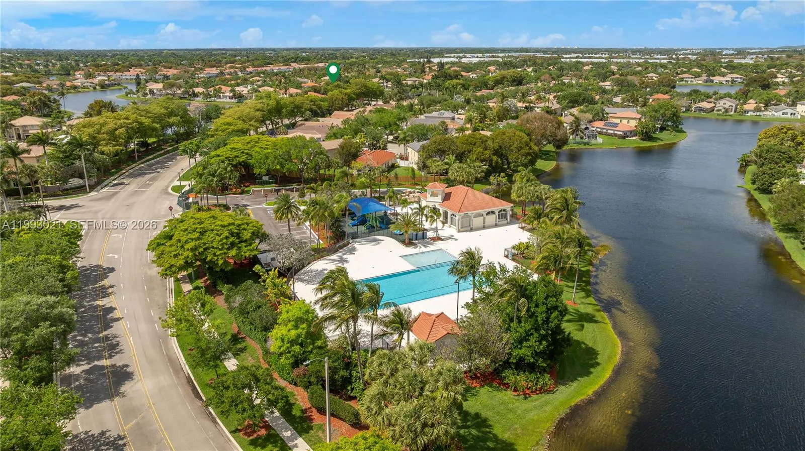 4128 Amber Ln, Weston, Florida 33331, Weston, Florida 33331, 4 Bedrooms Bedrooms, ,2 BathroomsBathrooms,Residential,For Sale,4128 Amber Ln, Weston, Florida 33331,A11993021
