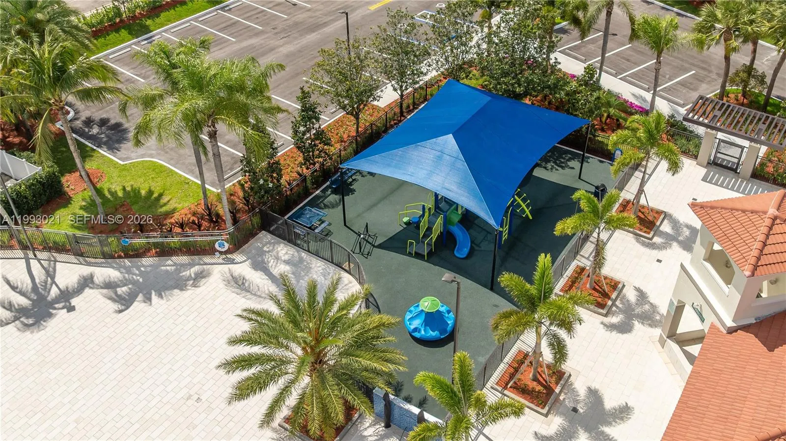 4128 Amber Ln, Weston, Florida 33331, Weston, Florida 33331, 4 Bedrooms Bedrooms, ,2 BathroomsBathrooms,Residential,For Sale,4128 Amber Ln, Weston, Florida 33331,A11993021