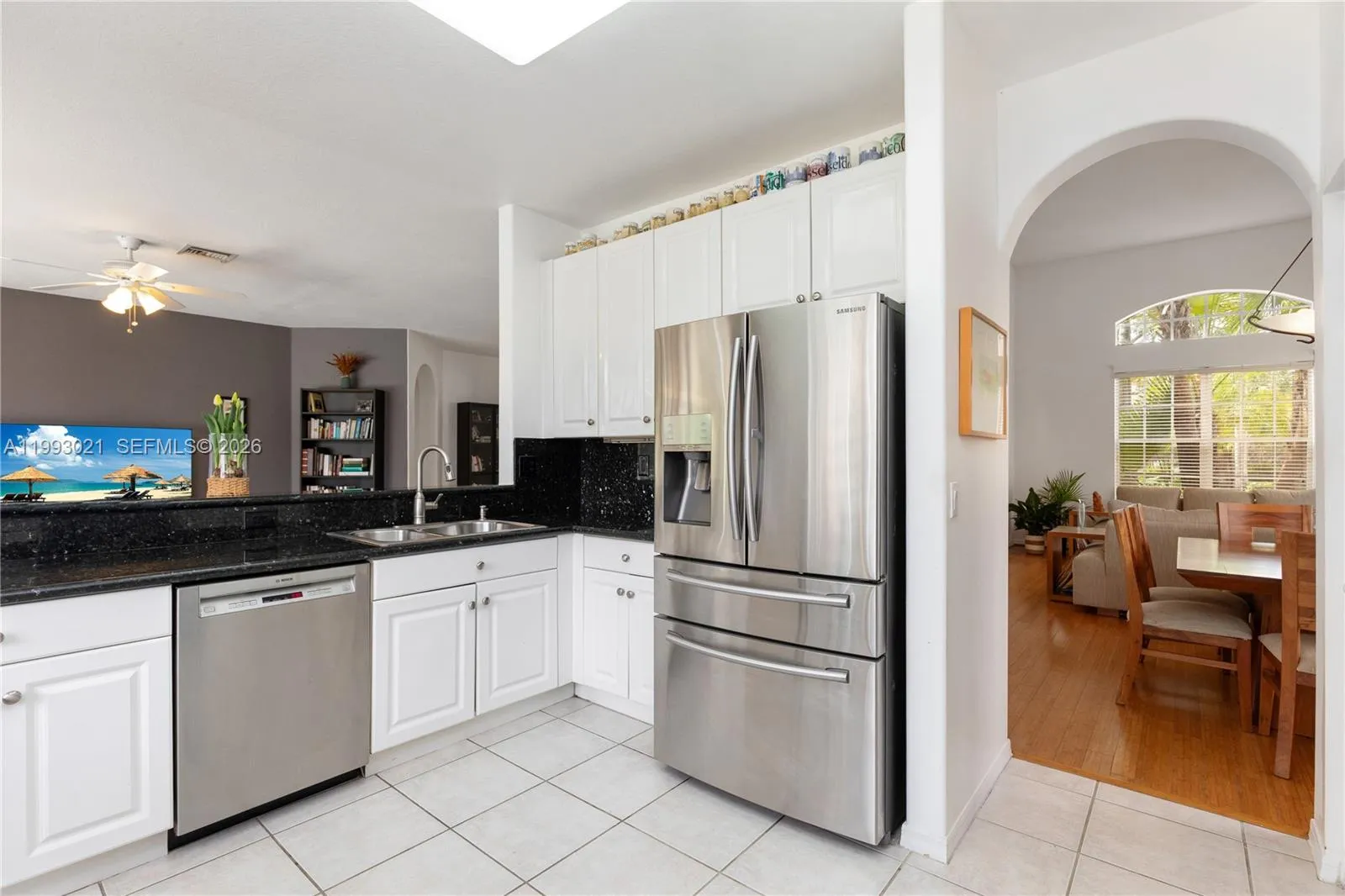 4128 Amber Ln, Weston, Florida 33331, Weston, Florida 33331, 4 Bedrooms Bedrooms, ,2 BathroomsBathrooms,Residential,For Sale,4128 Amber Ln, Weston, Florida 33331,A11993021