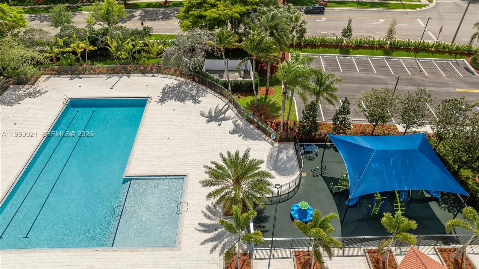 4128 Amber Ln, Weston, Florida 33331, Weston, Florida 33331, 4 Bedrooms Bedrooms, ,2 BathroomsBathrooms,Residential,For Sale,4128 Amber Ln, Weston, Florida 33331,A11993021