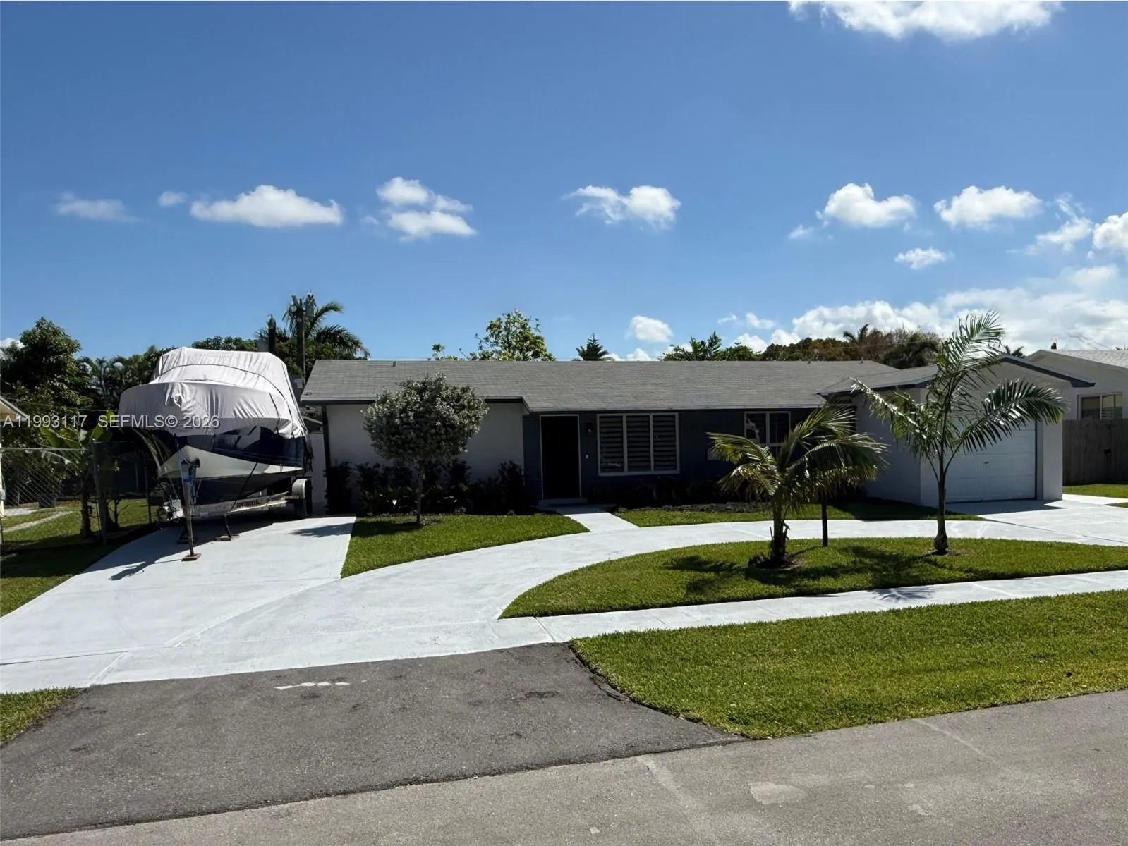 426 Se 3rd St, Dania Beach, Florida 33004, Dania Beach, Florida 33004, 3 Bedrooms Bedrooms, ,3 BathroomsBathrooms,Residential,For Sale,426 Se 3rd St, Dania Beach, Florida 33004,A11993117