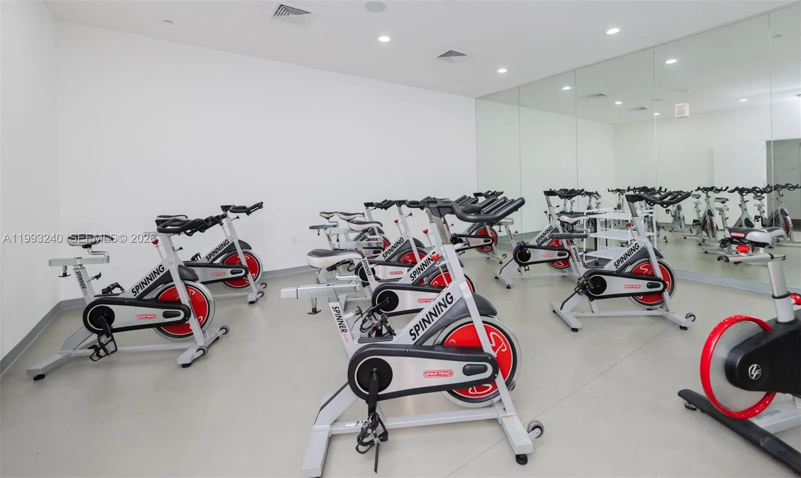 2950 Ne 188th St 139, Aventura, Florida 33180, Aventura, Florida 33180, 2 Bedrooms Bedrooms, ,3 BathroomsBathrooms,Residential,For Sale,2950 Ne 188th St 139, Aventura, Florida 33180,A11993240