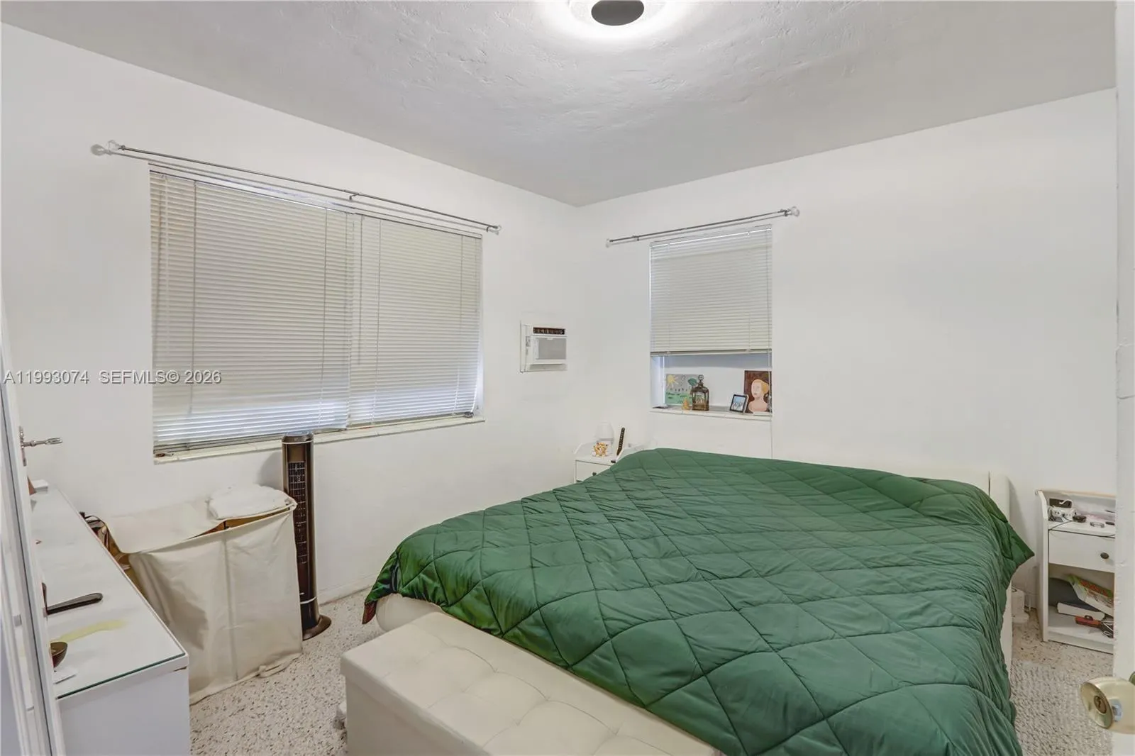 Back unit - 1 bedr/1bath