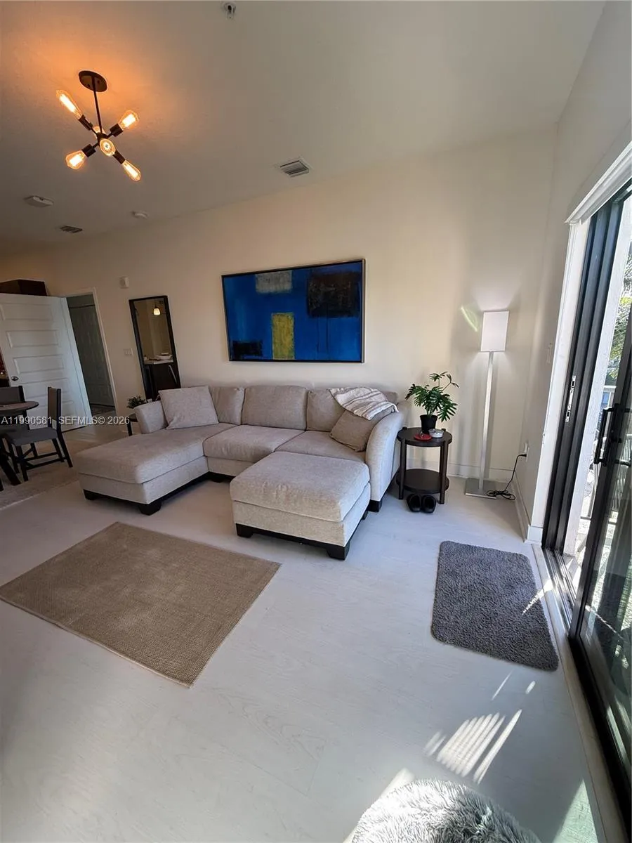 Miami, Florida 33166, 2 Bedrooms Bedrooms, ,2 BathroomsBathrooms,Residential Lease,For Rent,A11990581