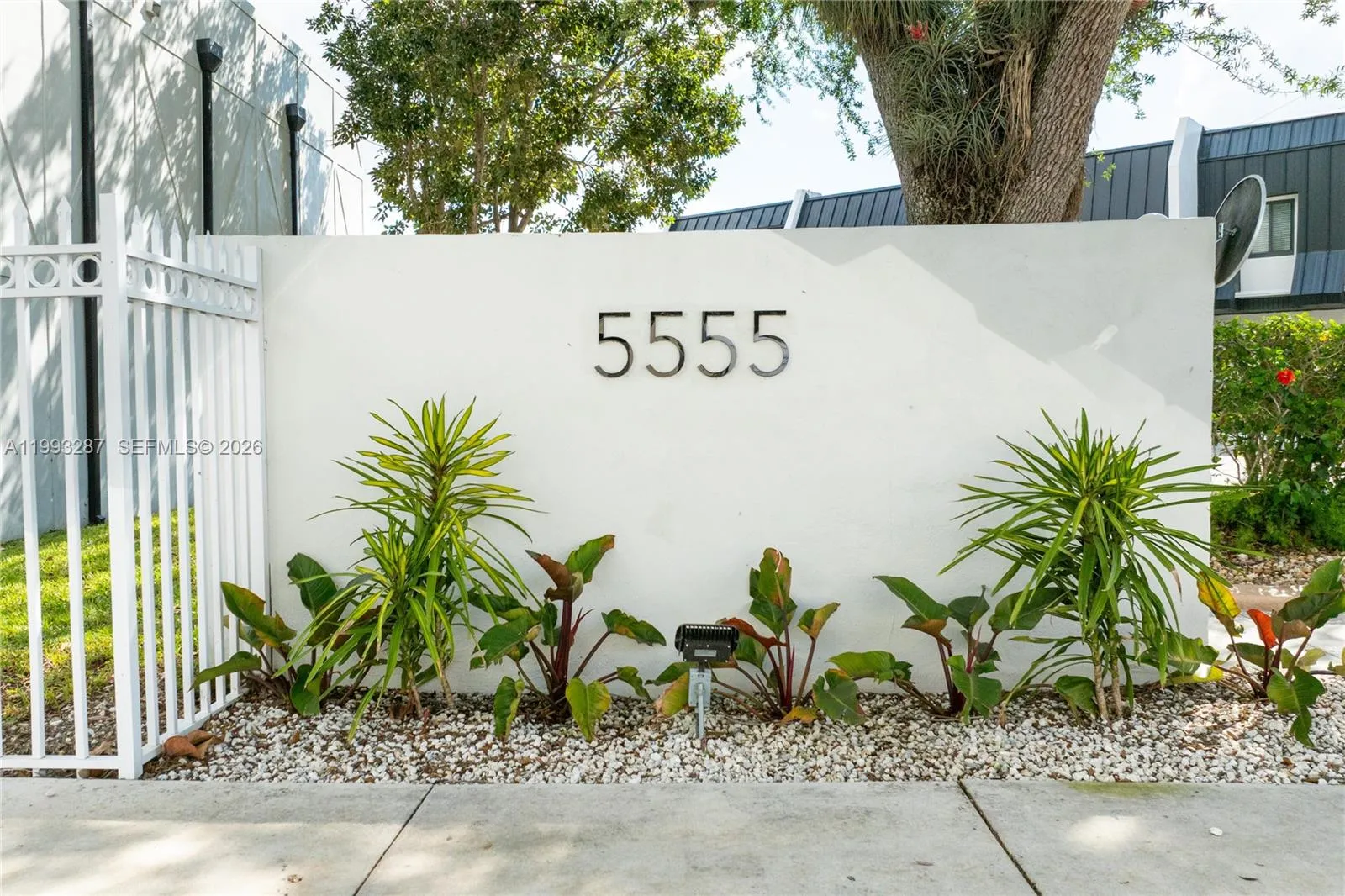 5555 Ludlam Rd 46, South Miami, Florida 33155, South Miami, Florida 33155, 2 Bedrooms Bedrooms, 2 Rooms Rooms,2 BathroomsBathrooms,Residential,For Sale,5555 Ludlam Rd 46, South Miami, Florida 33155,A11993287