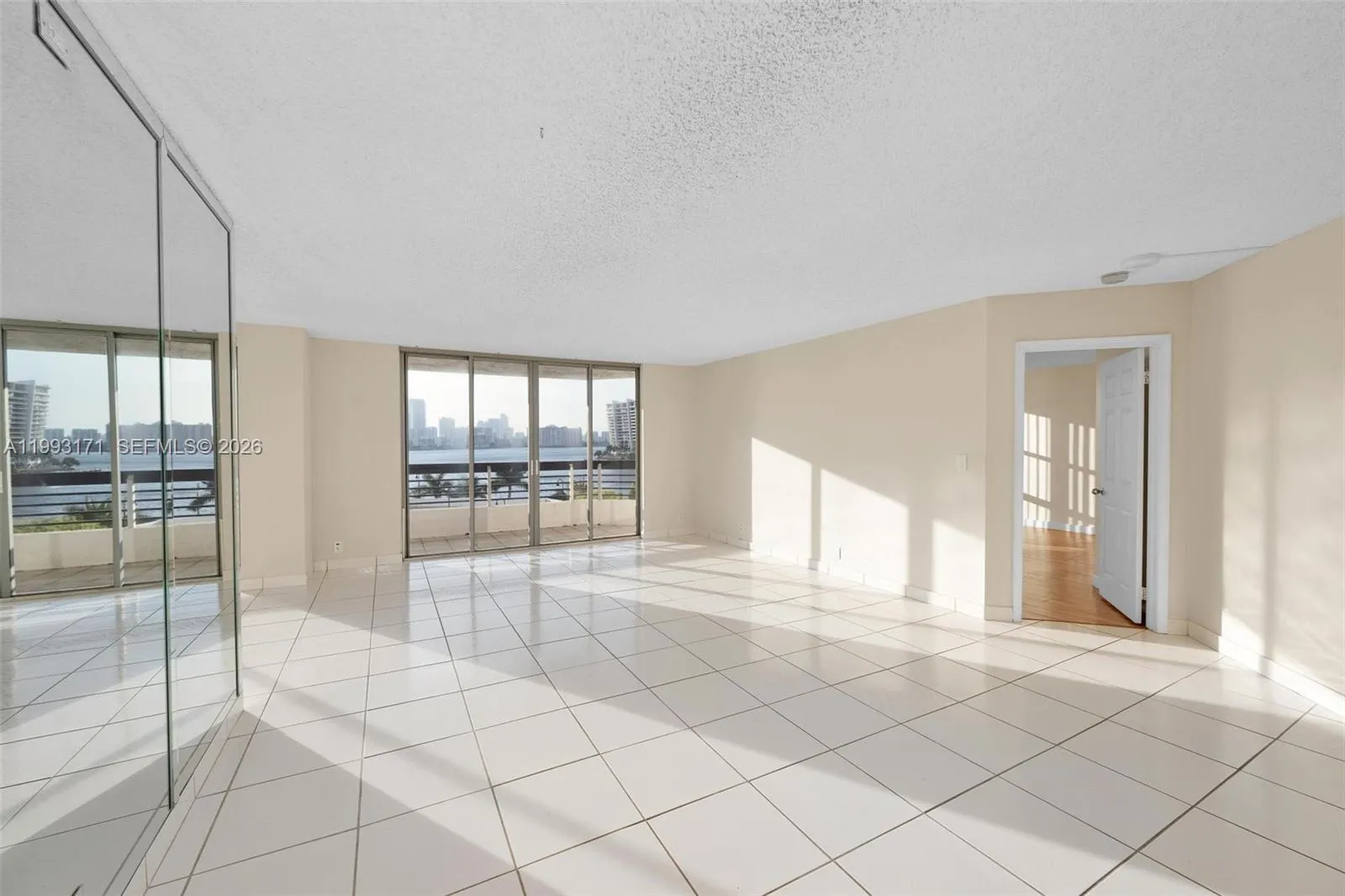 3530 Mystic Pointe Dr 710, Aventura, Florida 33180, Aventura, Florida 33180, 2 Bedrooms Bedrooms, ,2 BathroomsBathrooms,Residential Lease,For Rent,3530 Mystic Pointe Dr 710, Aventura, Florida 33180,A11993171