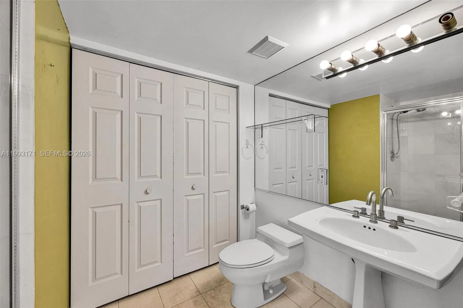 3530 Mystic Pointe Dr 710, Aventura, Florida 33180, Aventura, Florida 33180, 2 Bedrooms Bedrooms, ,2 BathroomsBathrooms,Residential Lease,For Rent,3530 Mystic Pointe Dr 710, Aventura, Florida 33180,A11993171