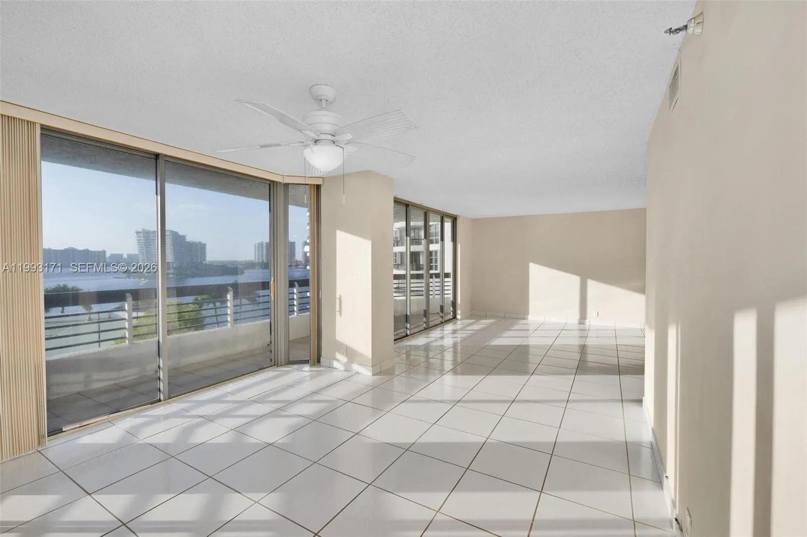 3530 Mystic Pointe Dr 710, Aventura, Florida 33180, Aventura, Florida 33180, 2 Bedrooms Bedrooms, ,2 BathroomsBathrooms,Residential Lease,For Rent,3530 Mystic Pointe Dr 710, Aventura, Florida 33180,A11993171