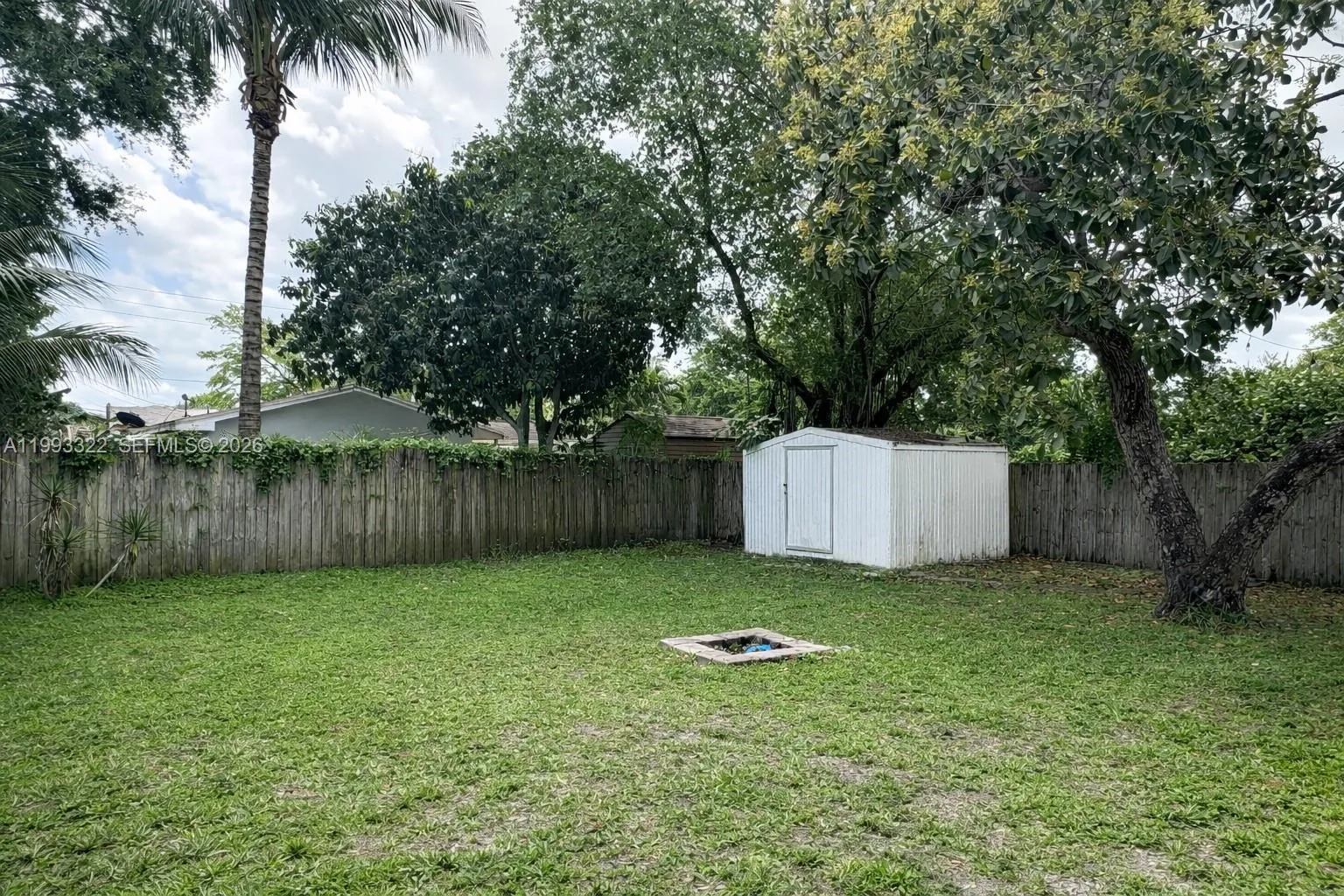 5644 Pierce St, Hollywood, Florida 33021, Hollywood, Florida 33021, ,Residential Income,For Sale,5644 Pierce St, Hollywood, Florida 33021,A11993322