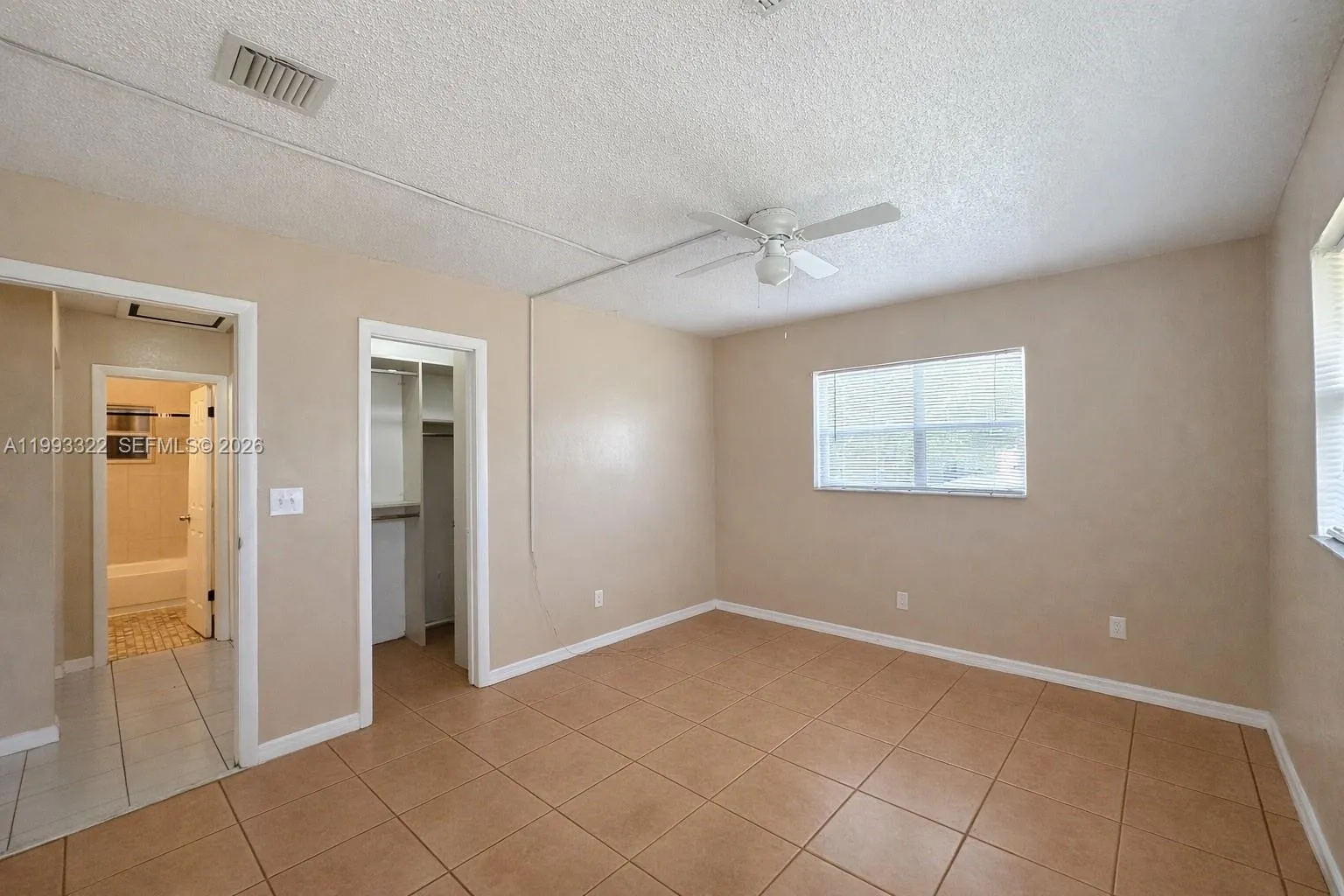 5644 Pierce St, Hollywood, Florida 33021, Hollywood, Florida 33021, ,Residential Income,For Sale,5644 Pierce St, Hollywood, Florida 33021,A11993322