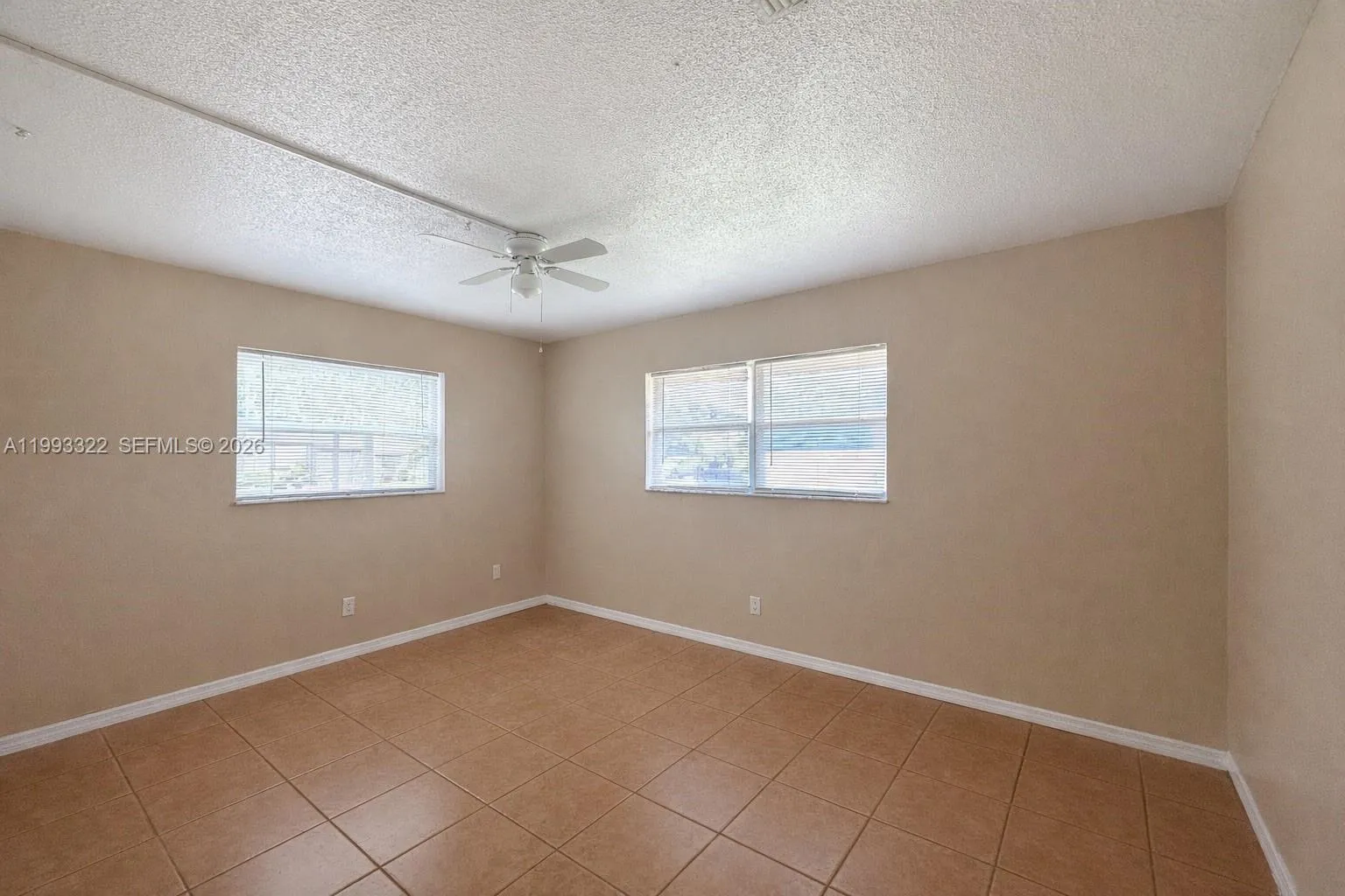5644 Pierce St, Hollywood, Florida 33021, Hollywood, Florida 33021, ,Residential Income,For Sale,5644 Pierce St, Hollywood, Florida 33021,A11993322