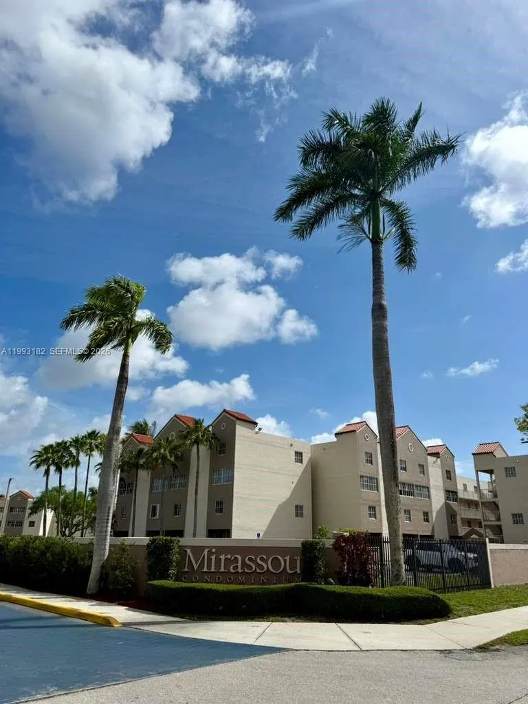Hialeah, Florida 33015, 3 Bedrooms Bedrooms, ,2 BathroomsBathrooms,Residential,For Sale,A11993182