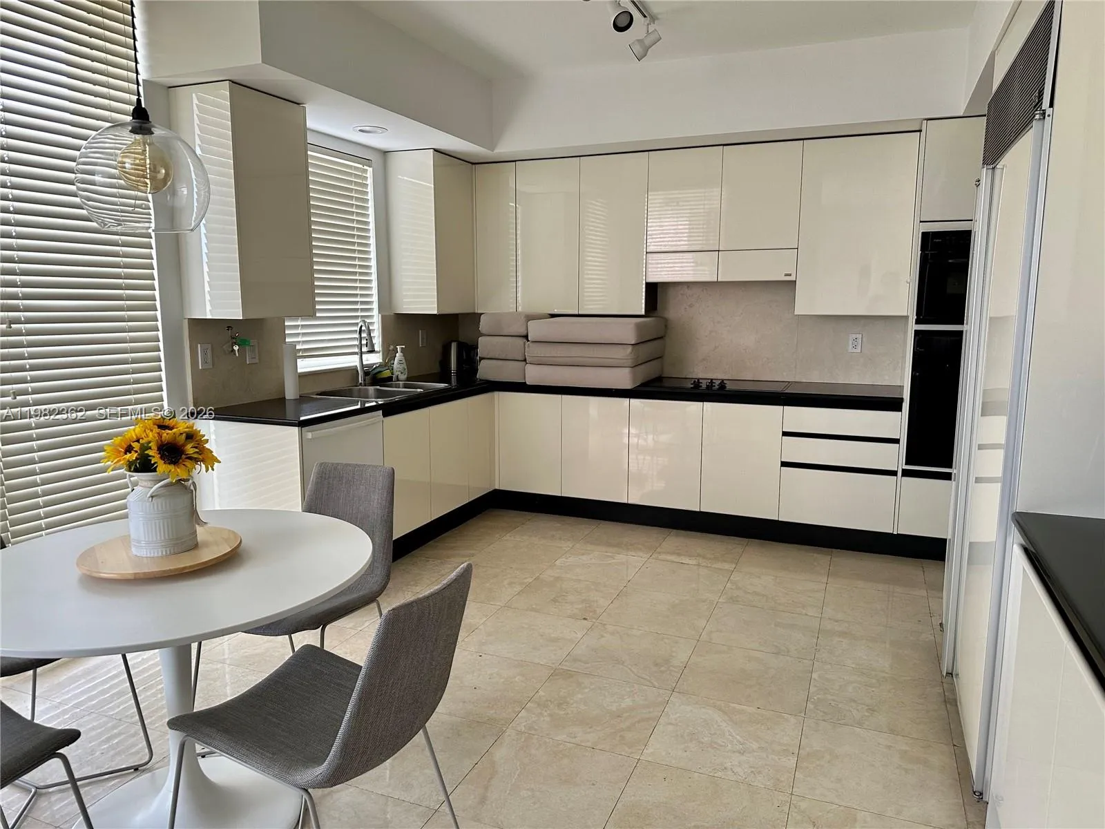 785 Crandon Blvd 803, Key Biscayne, Florida 33149, Key Biscayne, Florida 33149, 3 Bedrooms Bedrooms, ,4 BathroomsBathrooms,Residential Lease,For Rent,785 Crandon Blvd 803, Key Biscayne, Florida 33149,A11982362