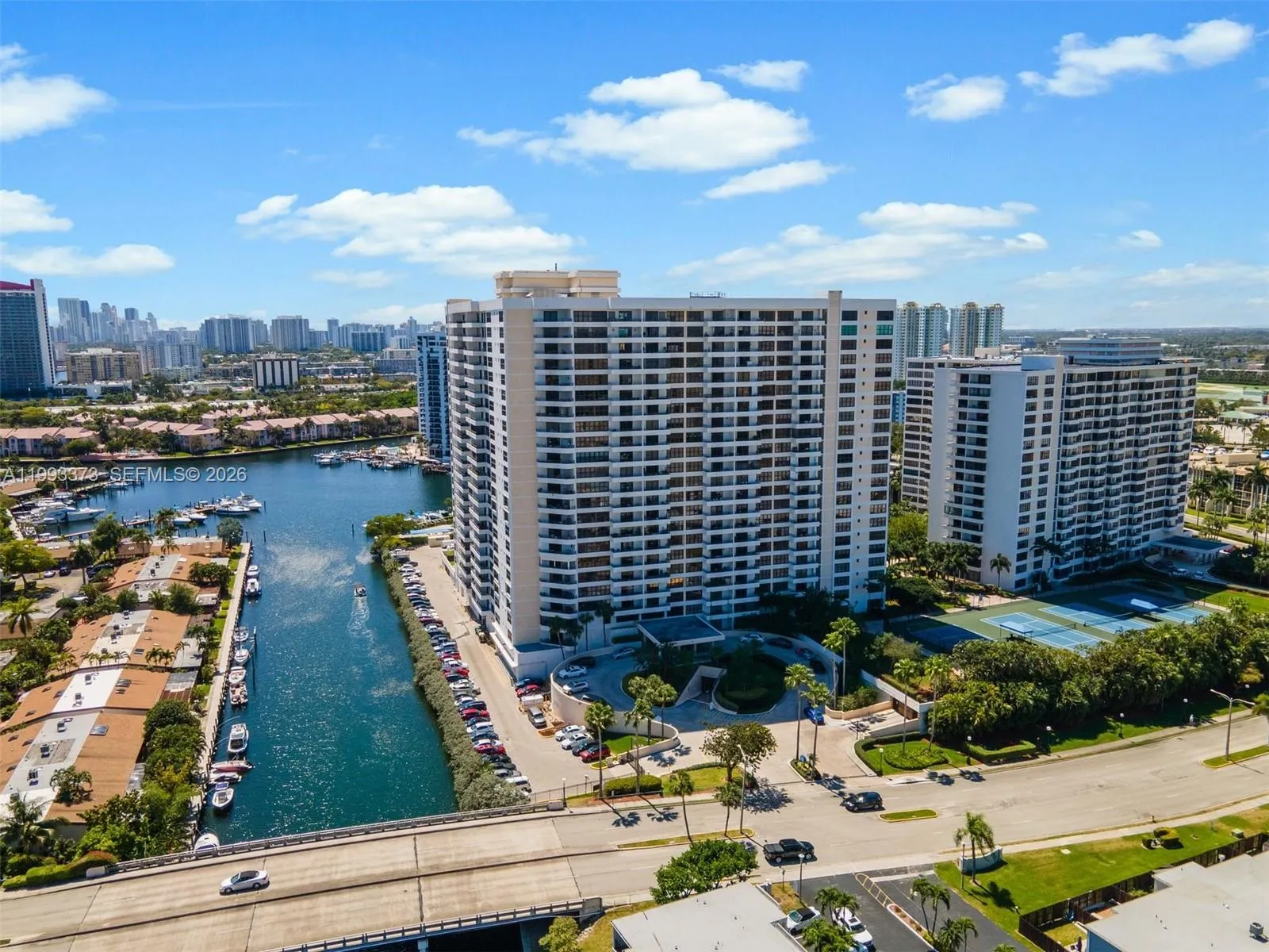 2500 Parkview Dr 2206, Hallandale Beach, Florida 3, Hallandale Beach, Florida 33009, 3 Bedrooms Bedrooms, ,2 BathroomsBathrooms,Residential,For Sale,2500 Parkview Dr 2206, Hallandale Beach, Florida 3,A11993373