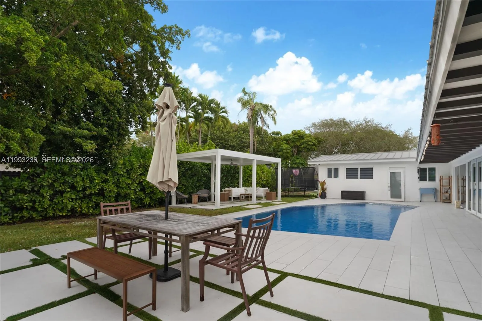 7305 Sw 123rd Ter, Pinecrest, Florida 33156, Pinecrest, Florida 33156, 6 Bedrooms Bedrooms, ,4 BathroomsBathrooms,Residential,For Sale,7305 Sw 123rd Ter, Pinecrest, Florida 33156,A11993239