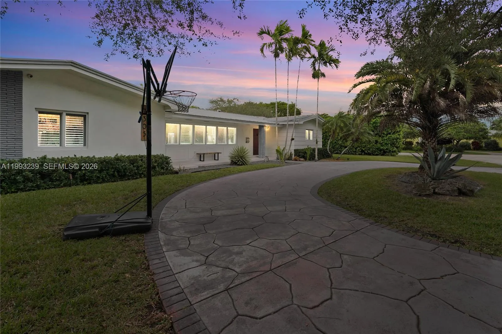 7305 Sw 123rd Ter, Pinecrest, Florida 33156, Pinecrest, Florida 33156, 6 Bedrooms Bedrooms, ,4 BathroomsBathrooms,Residential,For Sale,7305 Sw 123rd Ter, Pinecrest, Florida 33156,A11993239