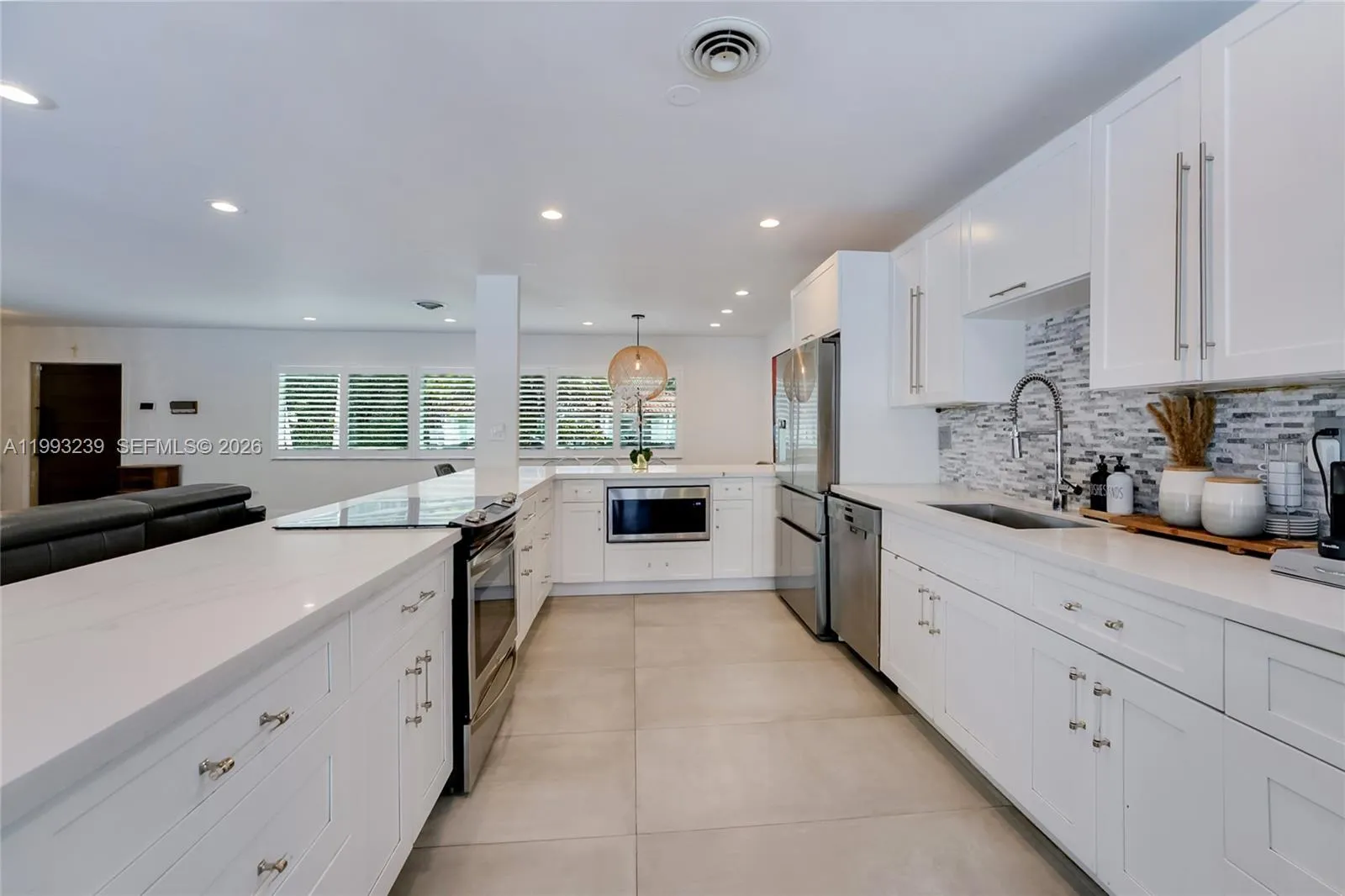 7305 Sw 123rd Ter, Pinecrest, Florida 33156, Pinecrest, Florida 33156, 6 Bedrooms Bedrooms, ,4 BathroomsBathrooms,Residential,For Sale,7305 Sw 123rd Ter, Pinecrest, Florida 33156,A11993239