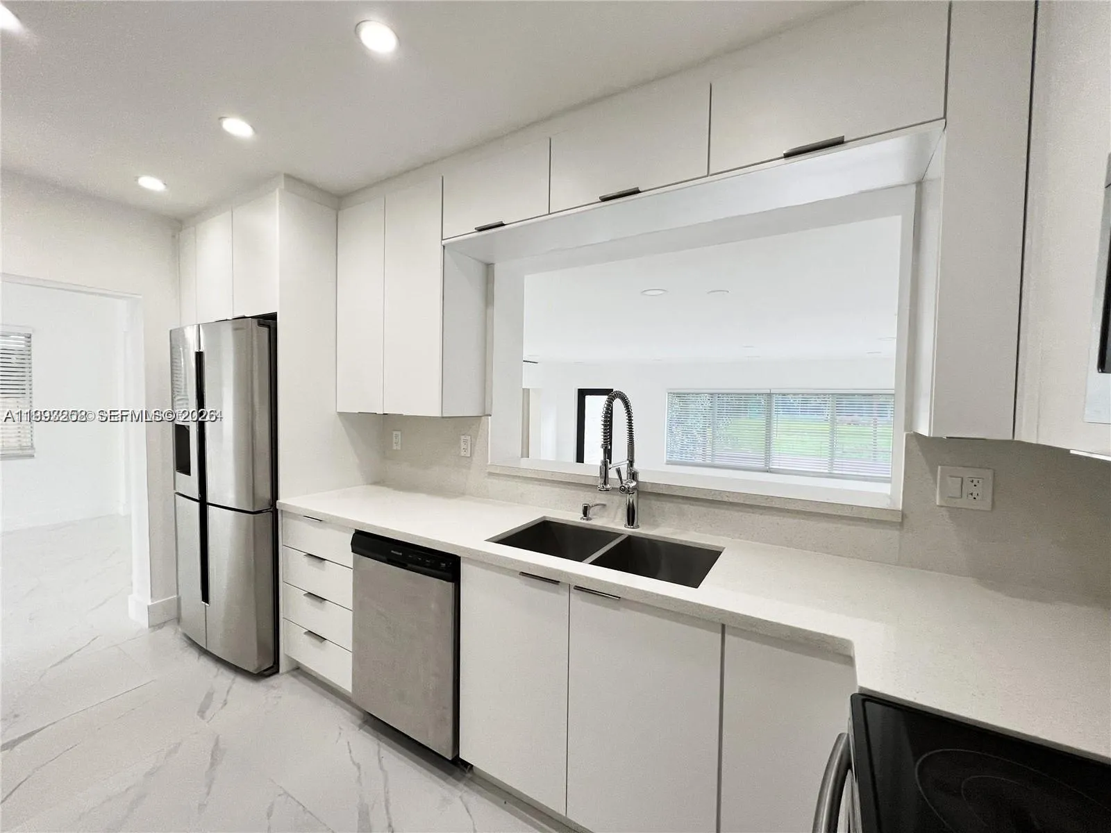 5401 W Broward Blvd, Plantation, Florida 33317, Plantation, Florida 33317, 4 Bedrooms Bedrooms, ,3 BathroomsBathrooms,Residential,For Sale,5401 W Broward Blvd, Plantation, Florida 33317,A11993258