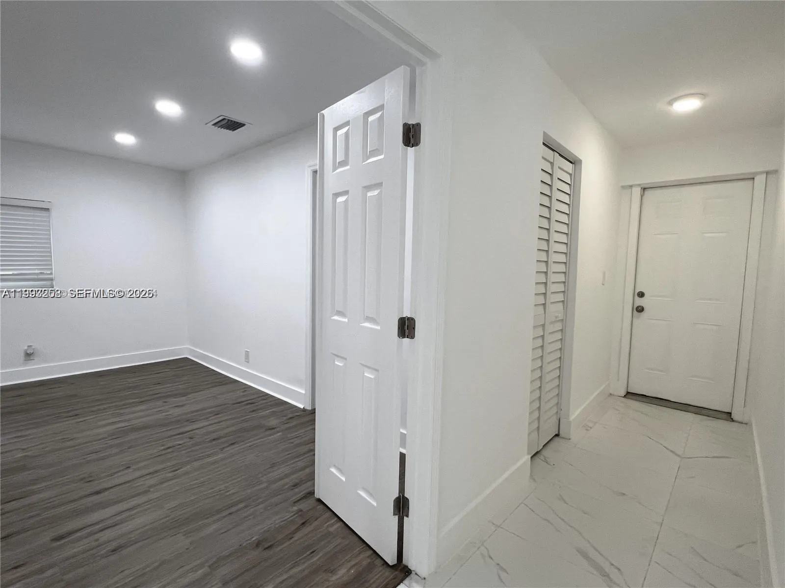 5401 W Broward Blvd, Plantation, Florida 33317, Plantation, Florida 33317, 4 Bedrooms Bedrooms, ,3 BathroomsBathrooms,Residential,For Sale,5401 W Broward Blvd, Plantation, Florida 33317,A11993258