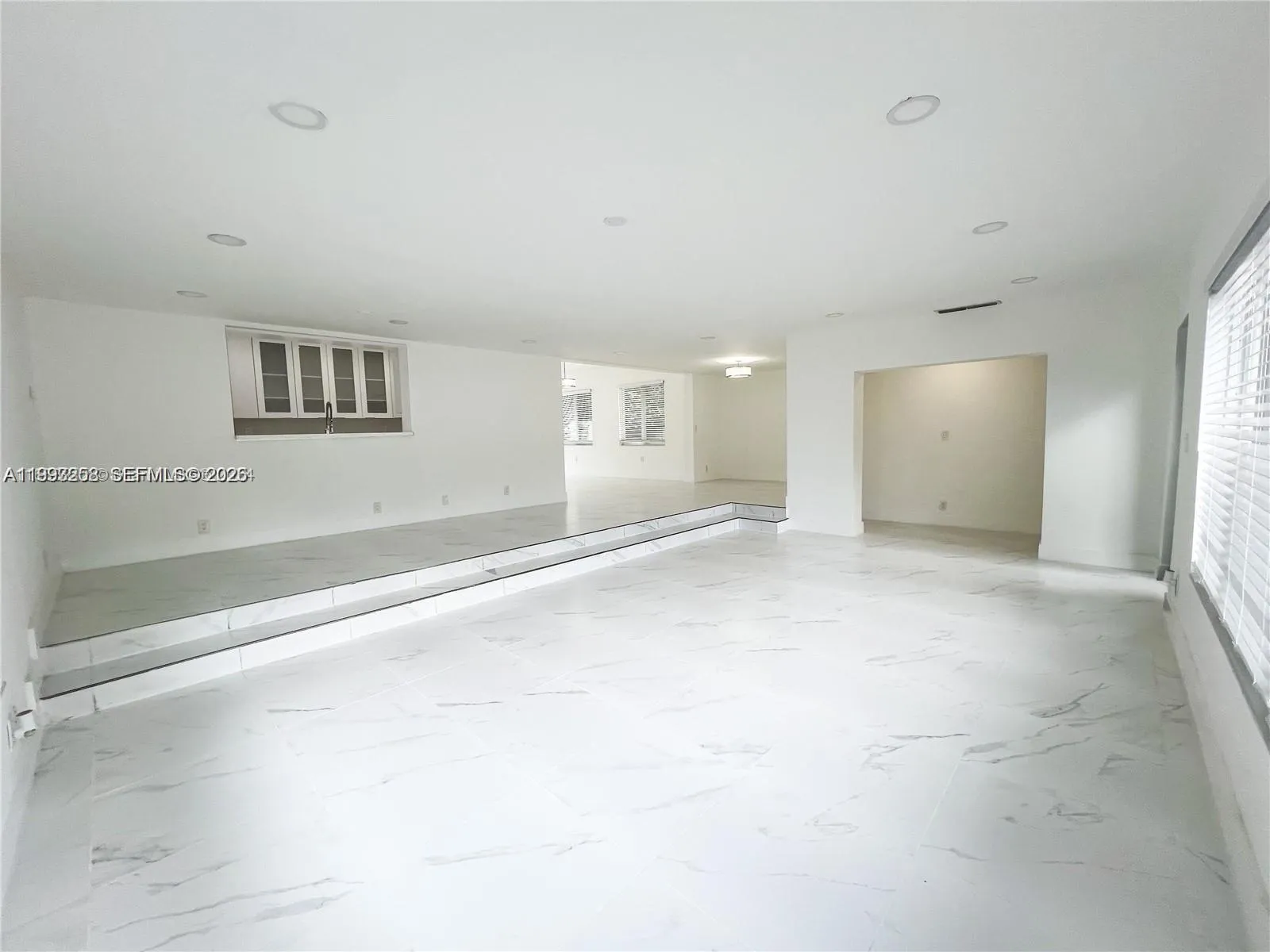 5401 W Broward Blvd, Plantation, Florida 33317, Plantation, Florida 33317, 4 Bedrooms Bedrooms, ,3 BathroomsBathrooms,Residential,For Sale,5401 W Broward Blvd, Plantation, Florida 33317,A11993258